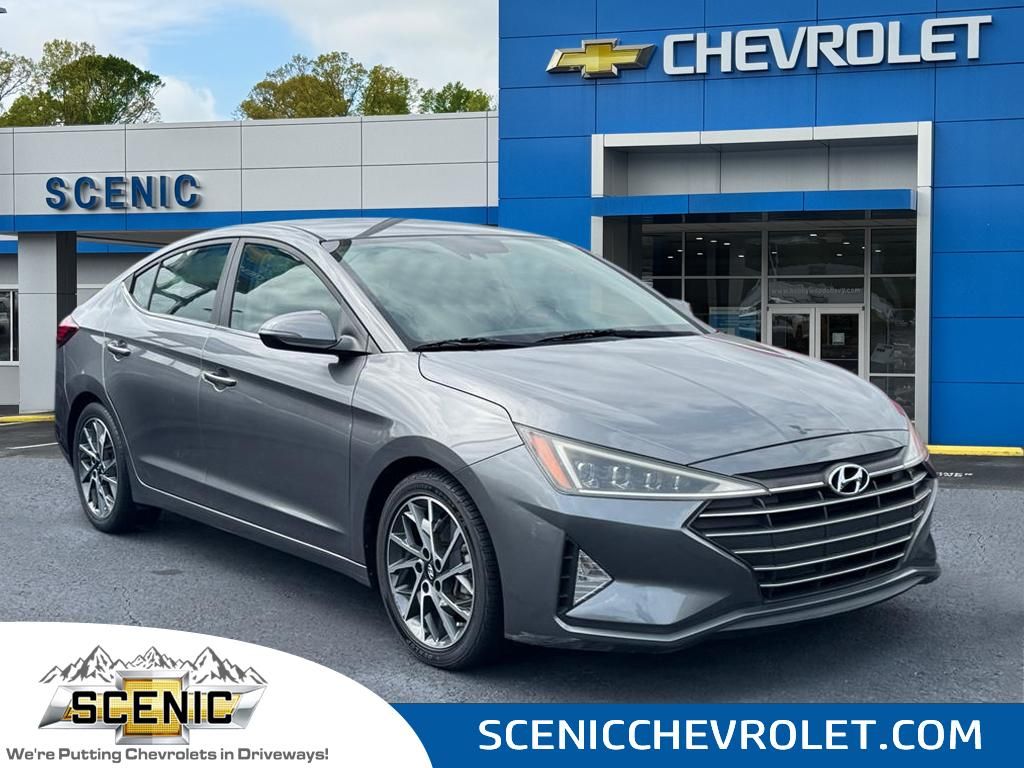 Machine Gray 2020 Hyundai Elantra Sedan Front-Wheel Drive Continuously Variable Transmission