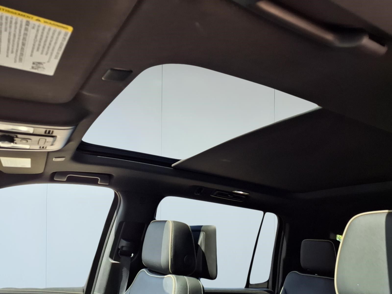 2022 GMC Yukon XL SLT Black at Bayway Cadillac of The Woodlands