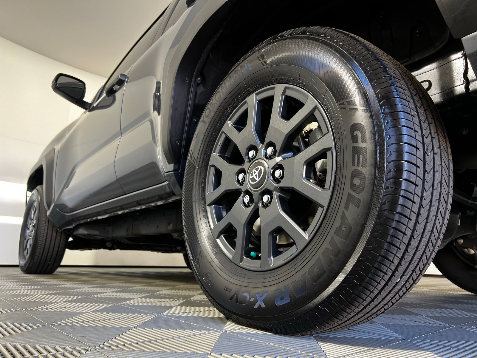 Thumbnail: 2025 Toyota 4Runner - 25