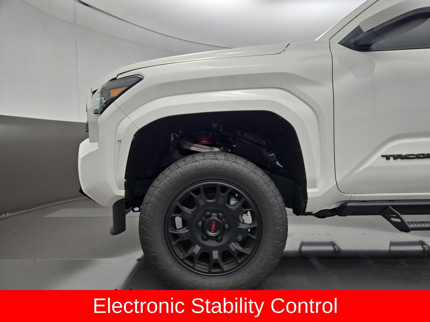 2025 Toyota Tacoma SR5 - Photo 25