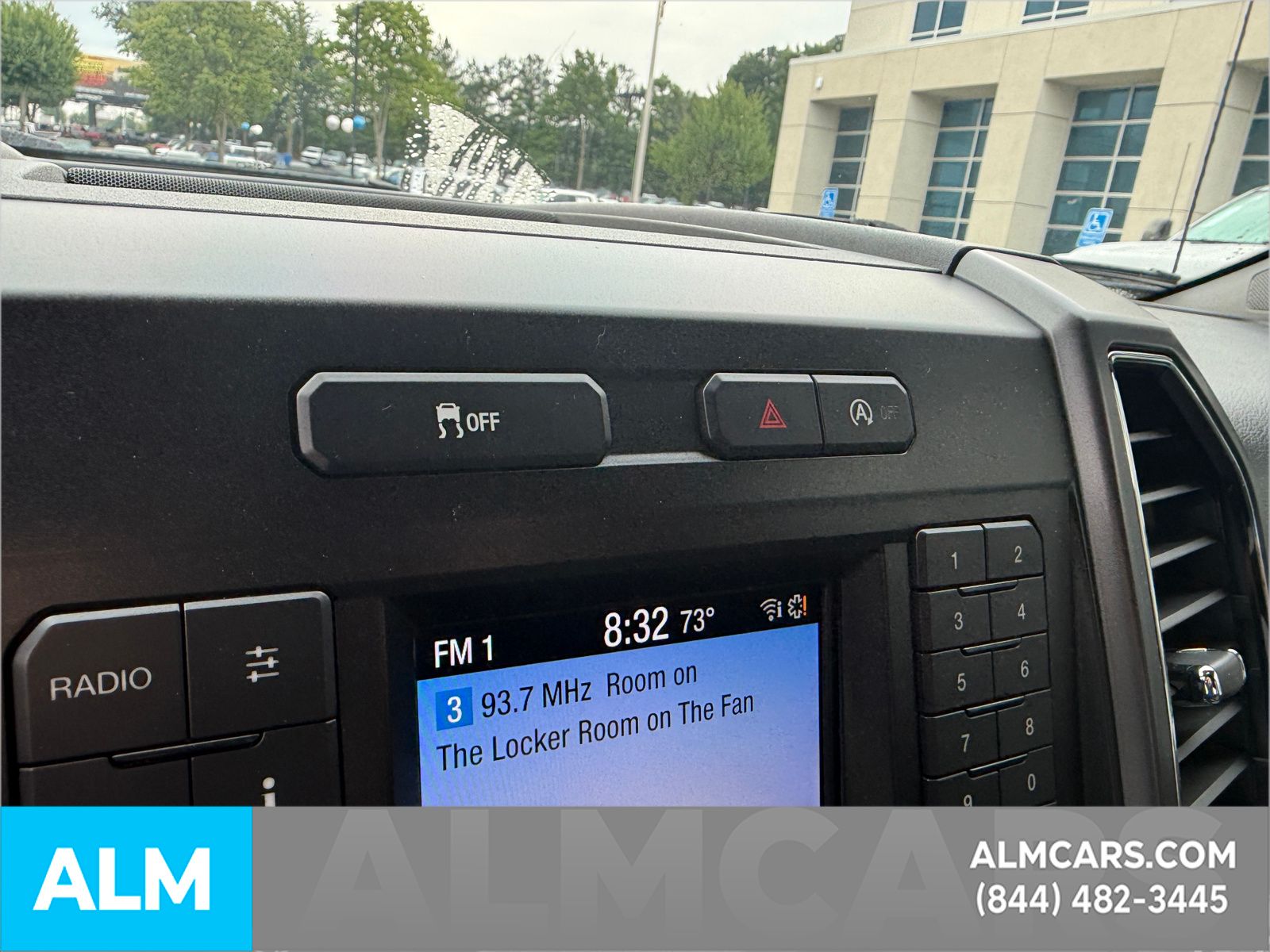 Used 2018 Oxford White Ford XLT image 17