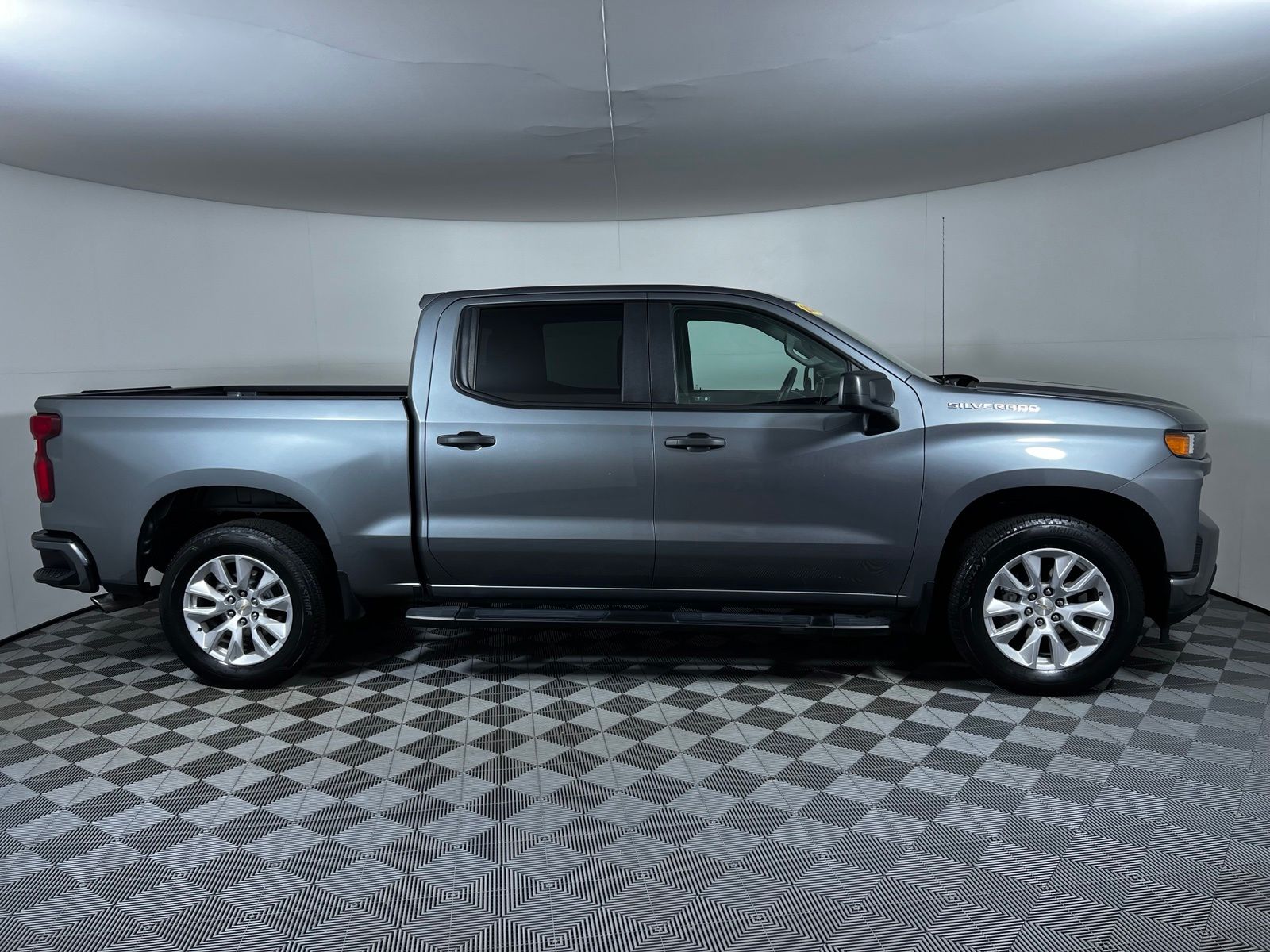 Thumbnail: 2021 Chevrolet Silverado 1500 - 4
