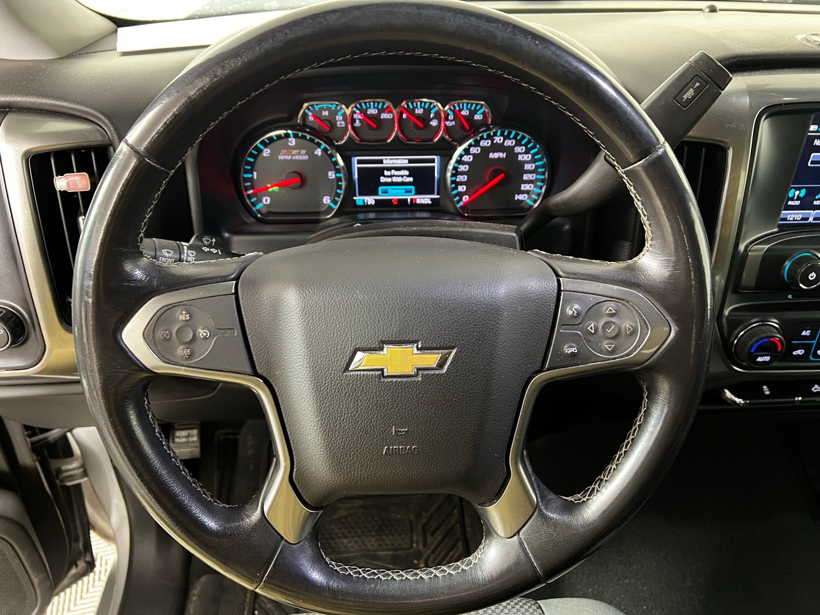 Thumbnail: 2018 Chevrolet Silverado 1500 - 8