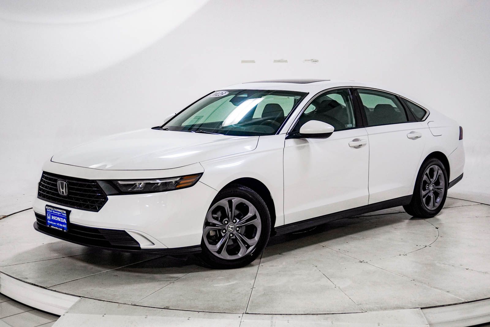 Platinum White Pearl 2023 Honda Accord Sedan Front-Wheel Drive Continuously Variable Transmission