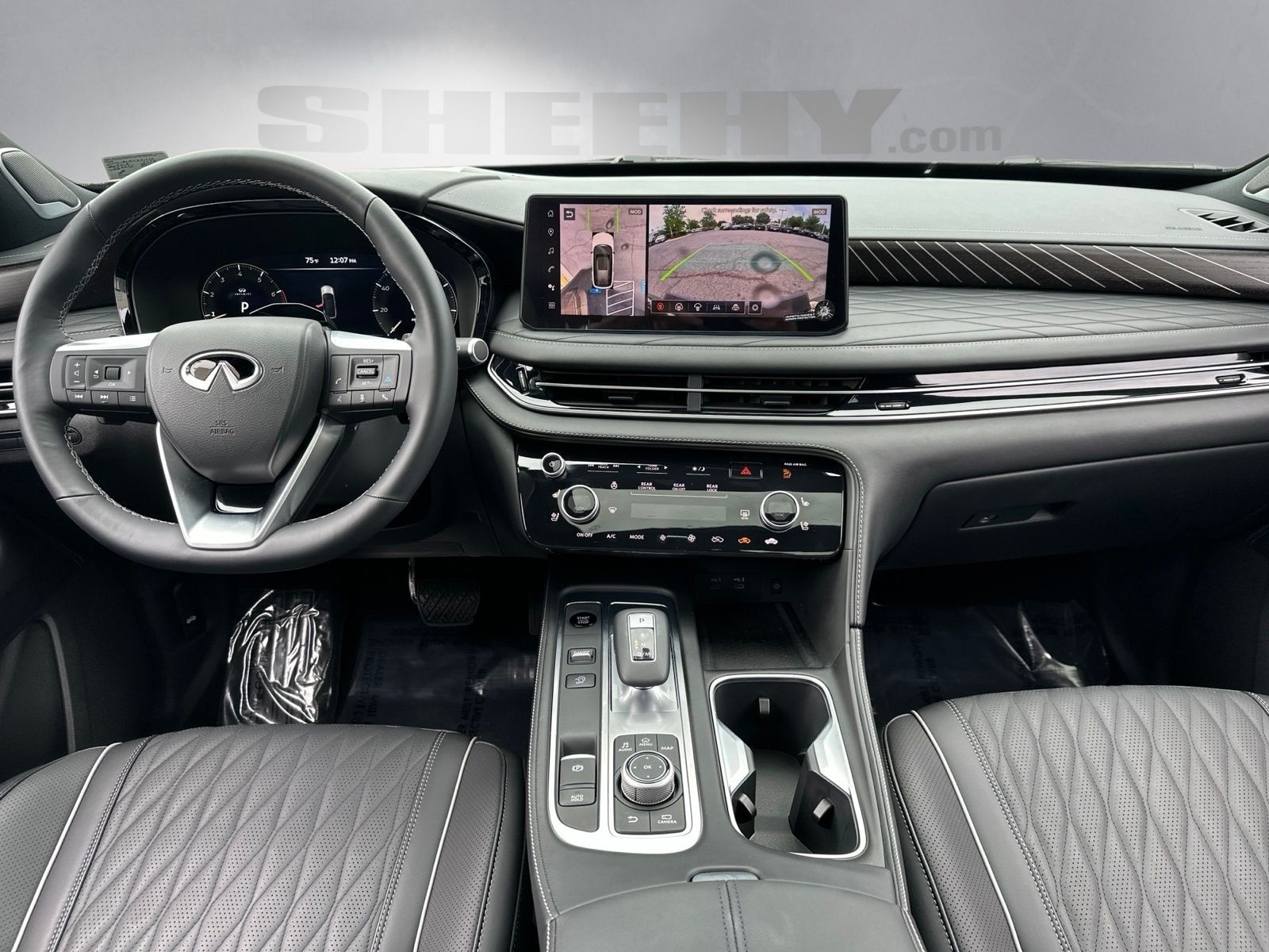Used 2026 Black INFINITI Autograph image 3
