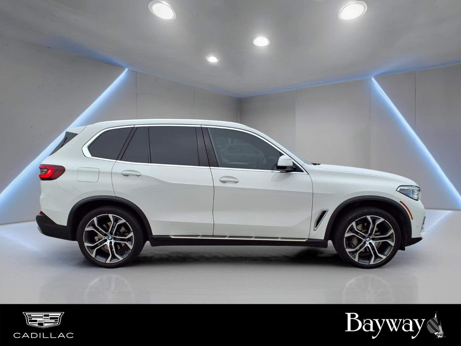 2023 BMW X5 sDrive40i White at Bayway Cadillac Southwest