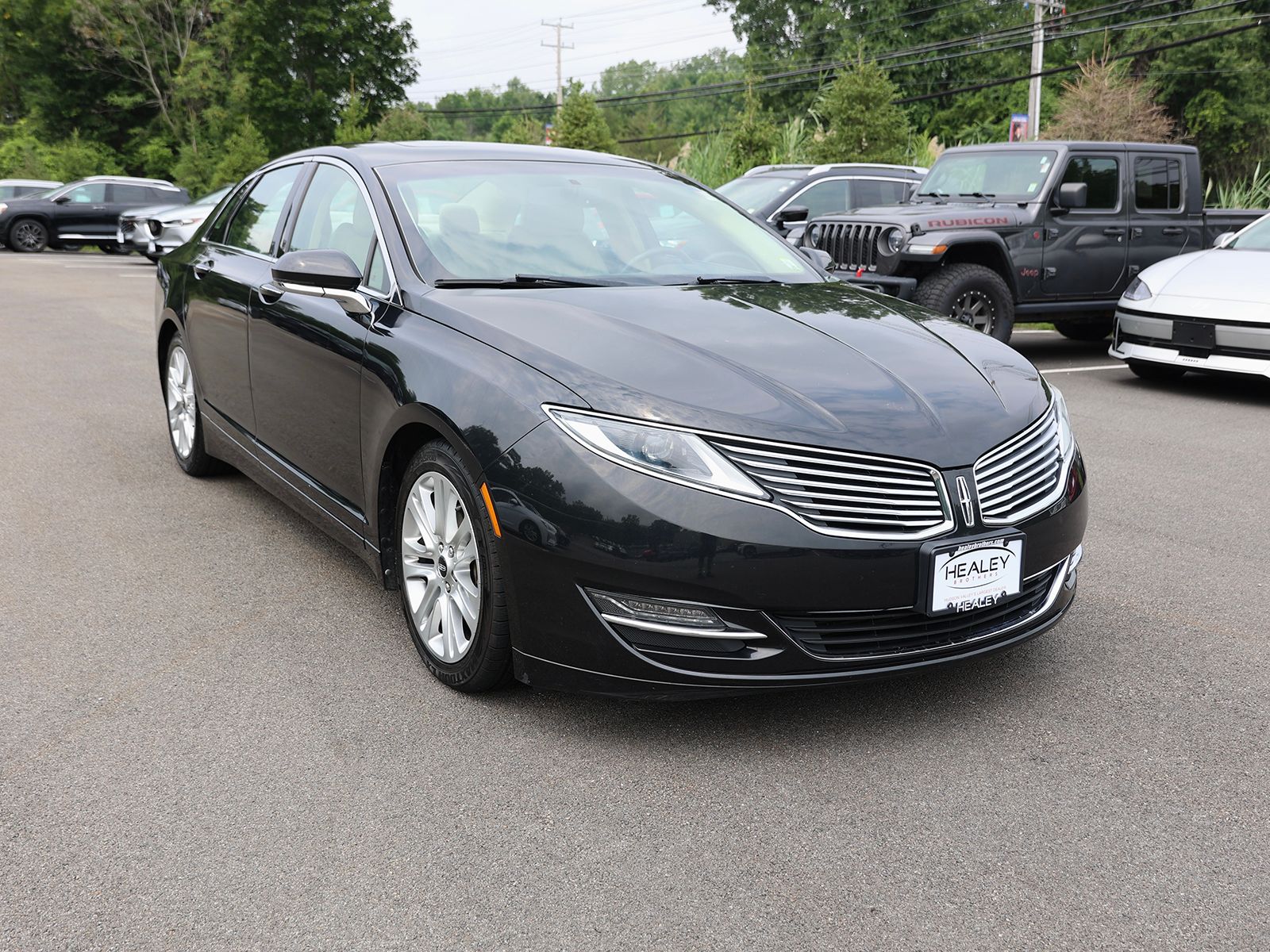 Tuxedo Black 2014 Lincoln MKZ Sedan All-Wheel Drive 6-Speed Automatic