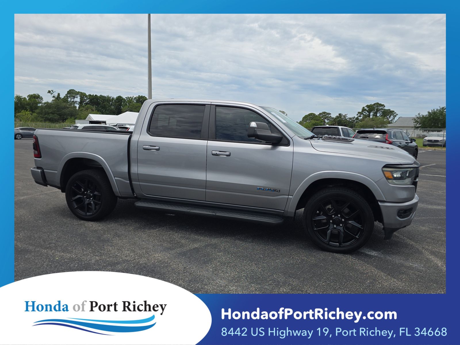 Billet Silver Metallic 2021 RAM 1500 Laramie Crew Cab 4WD Pickup Truck Four-Wheel Drive 8-Speed Automatic