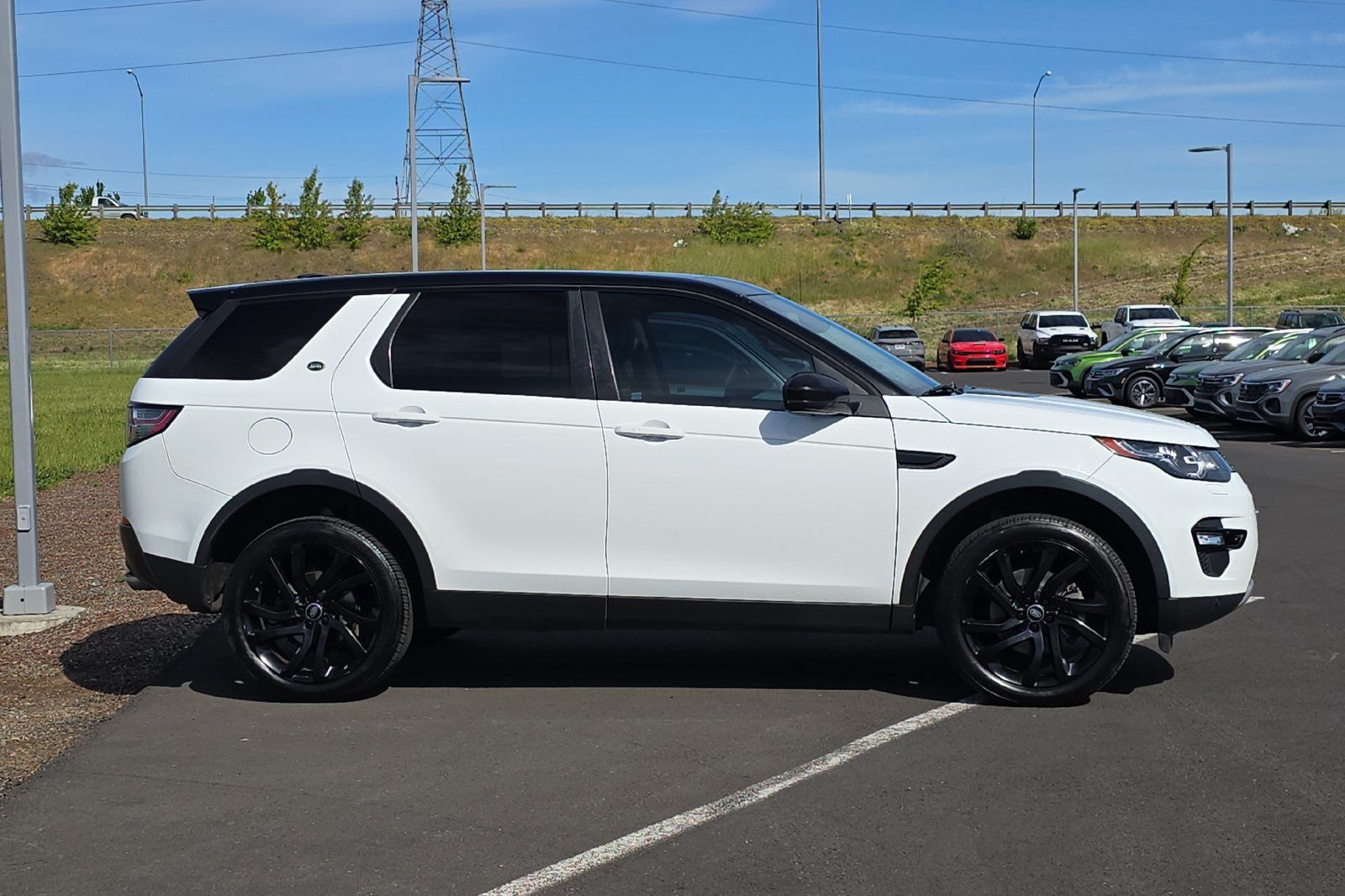 Used 2015 Land Rover Discovery Sport HSE with VIN SALCR2BG9FH521326 for sale in Eugene, OR
