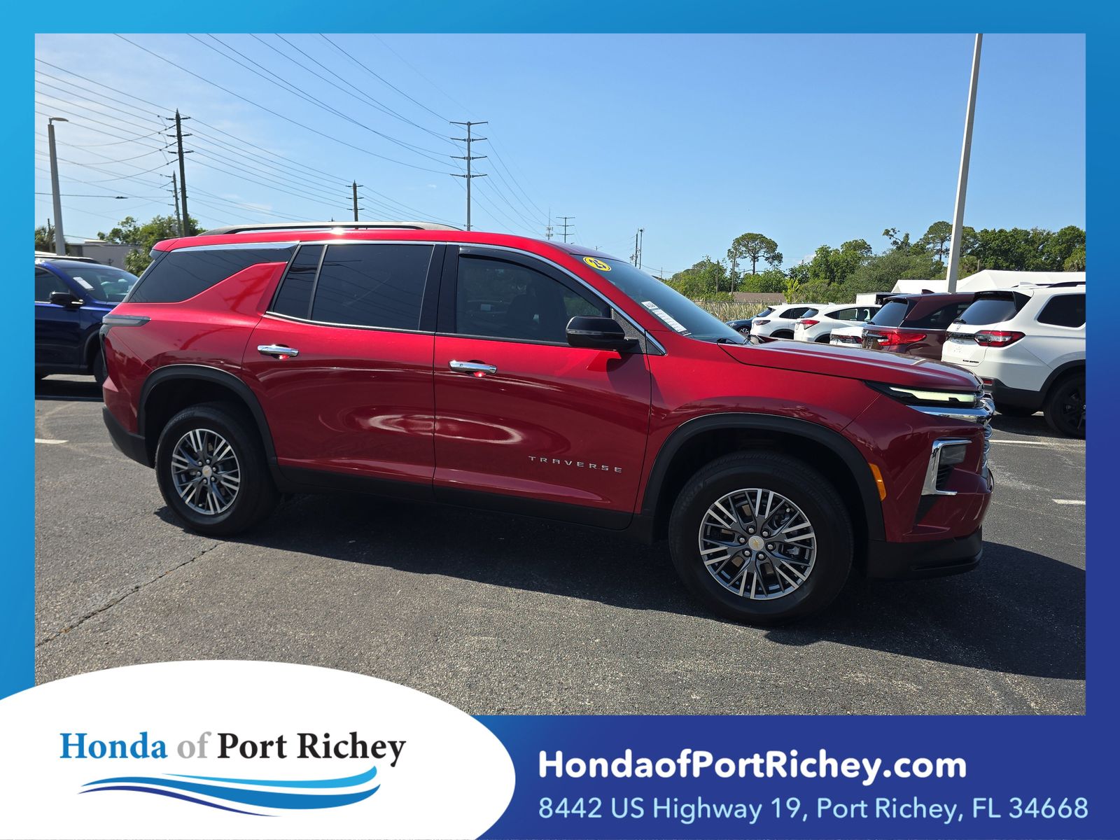 Radiant Red 2025 Chevrolet Traverse LT FWD SUV / Crossover Front-Wheel Drive 8-Speed Automatic