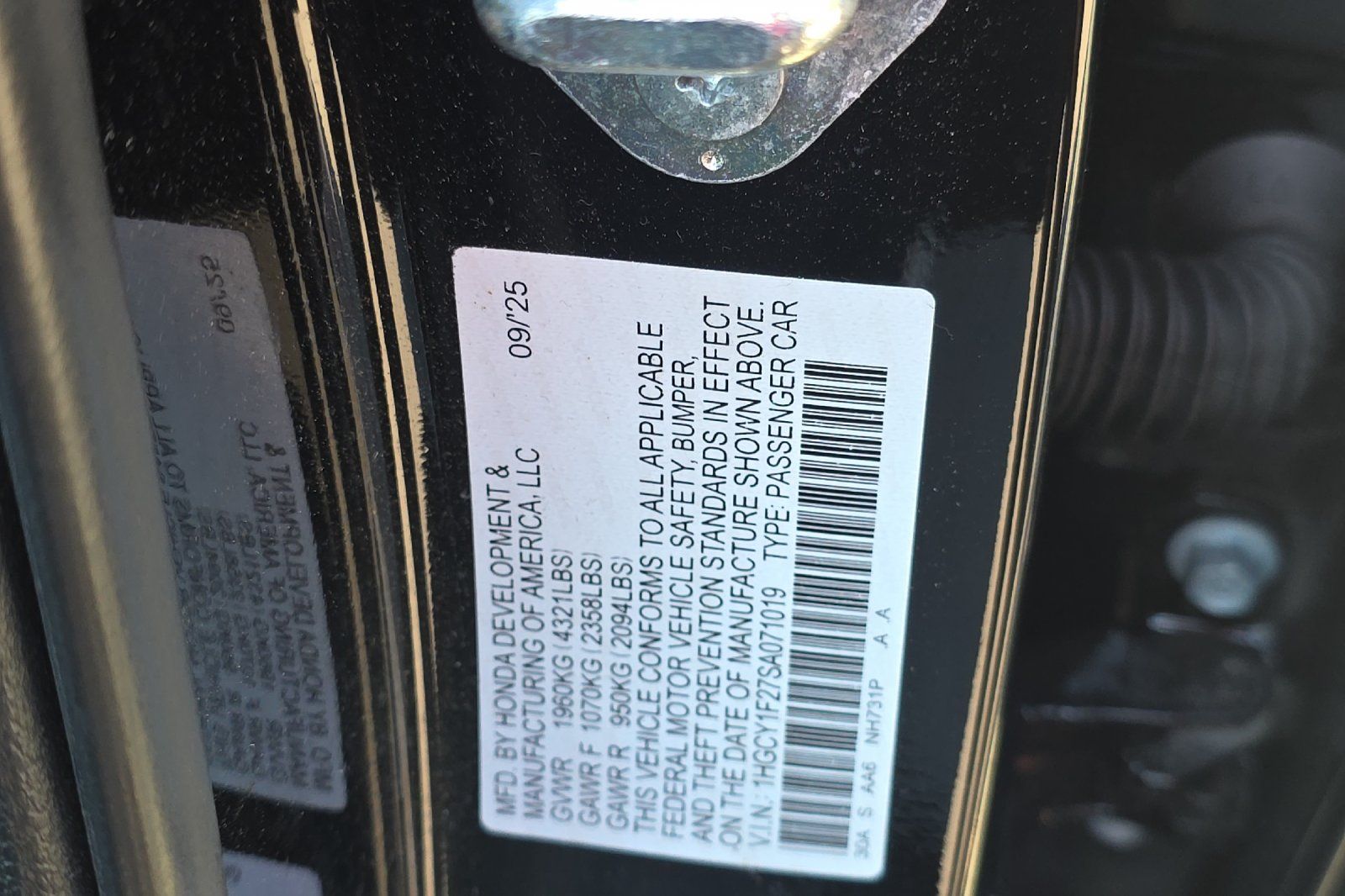 Used 2025 Crystal Black Pearl Honda LX image 24