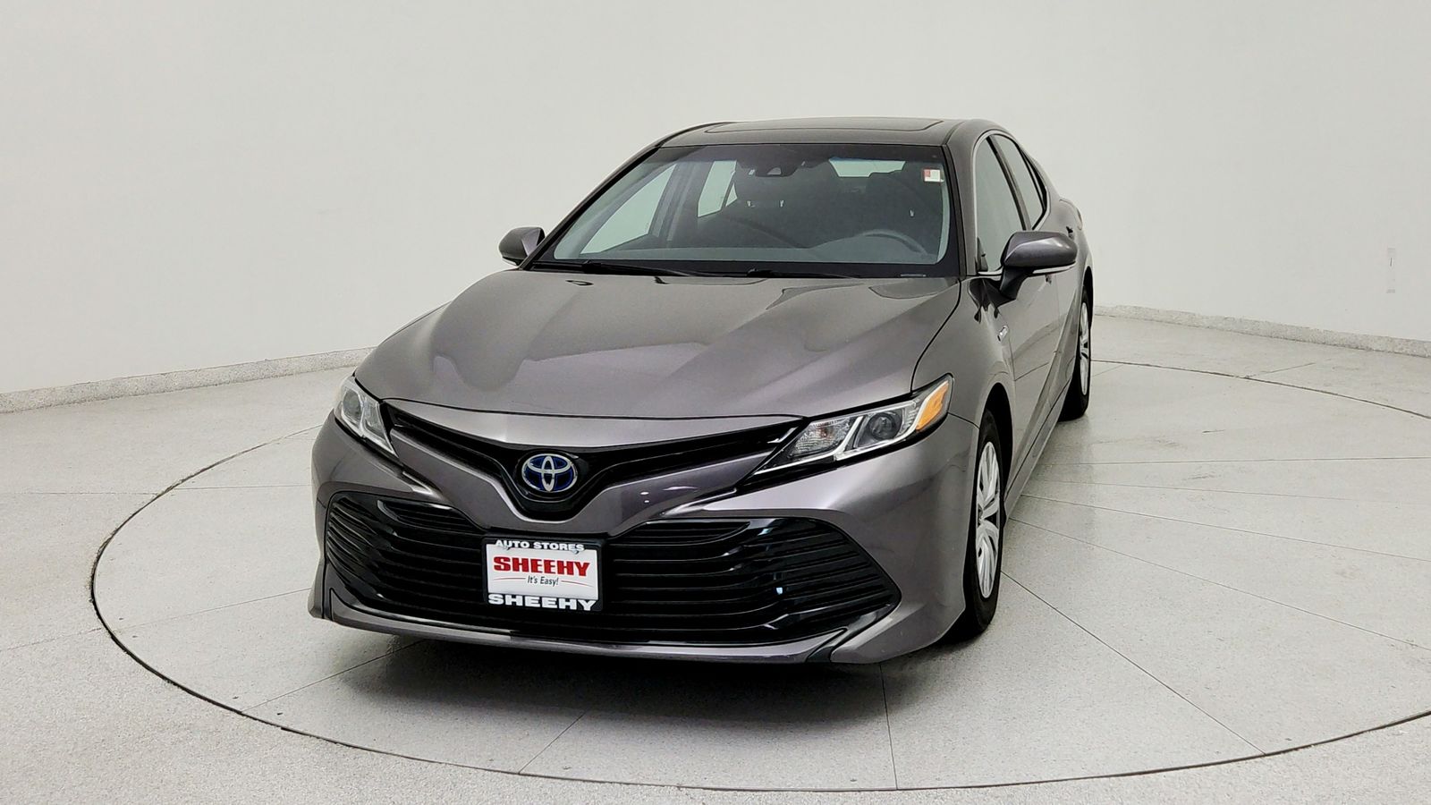 Used 2020 Gray Toyota LE image 2