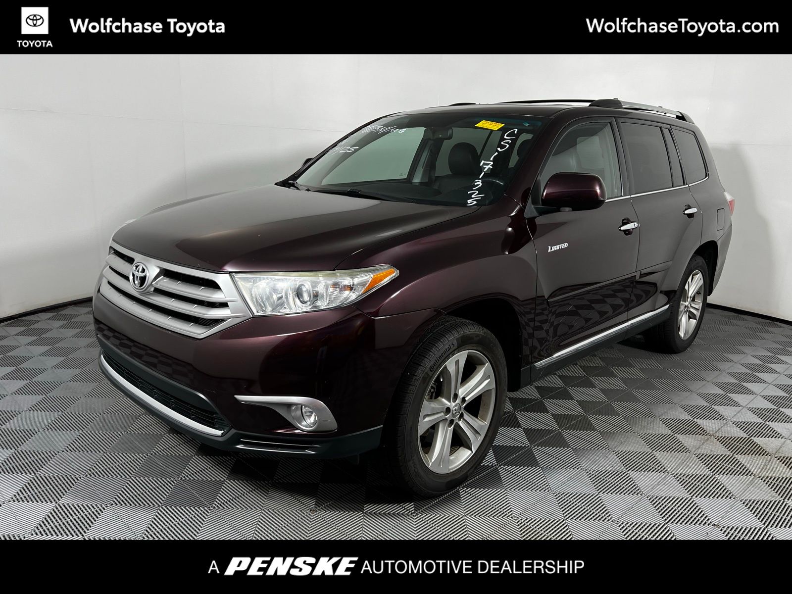 2012 Toyota Highlander Limited Hero Image