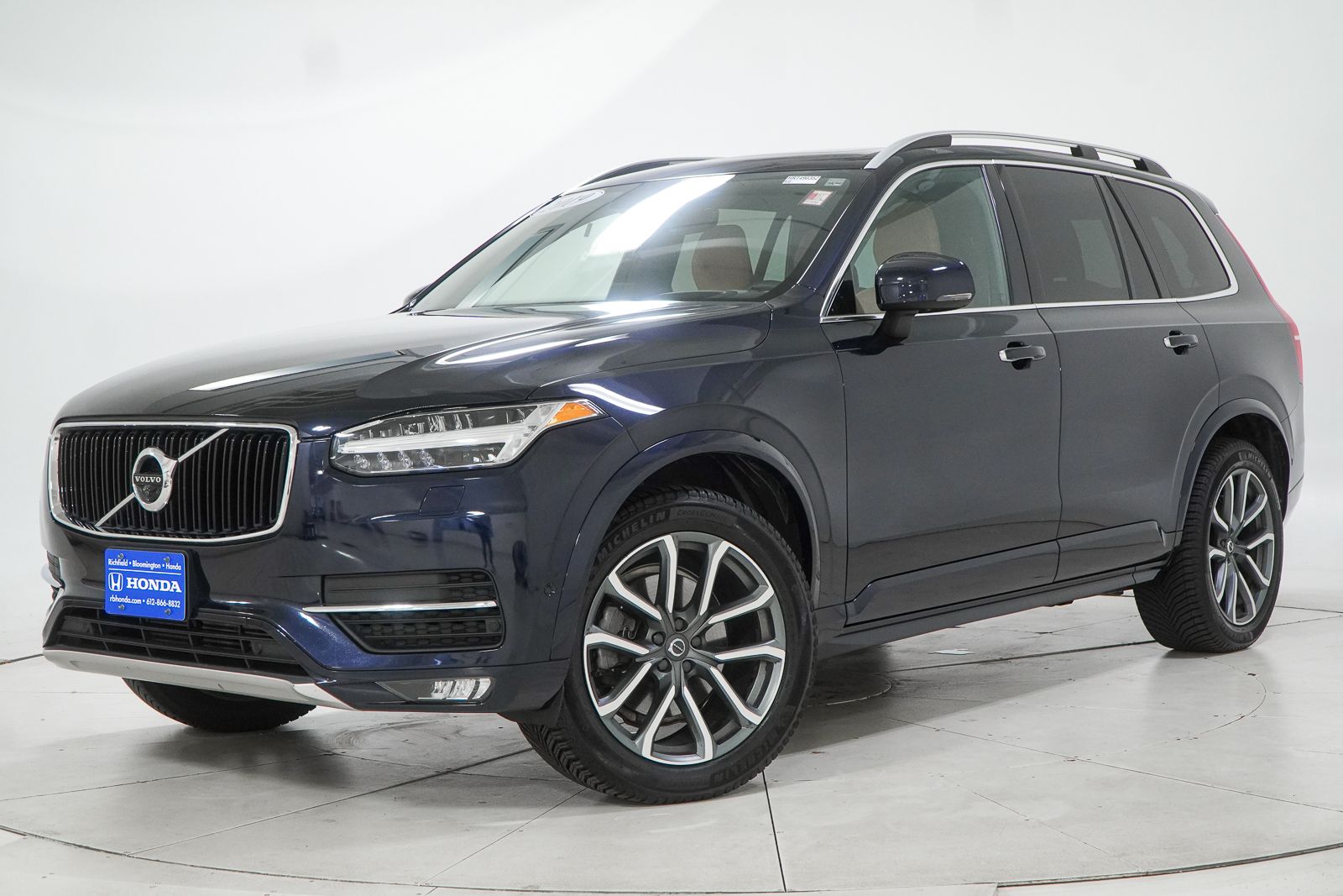 Magic Blue Metallic 2019 Volvo XC90 SUV / Crossover All-Wheel Drive Automatic