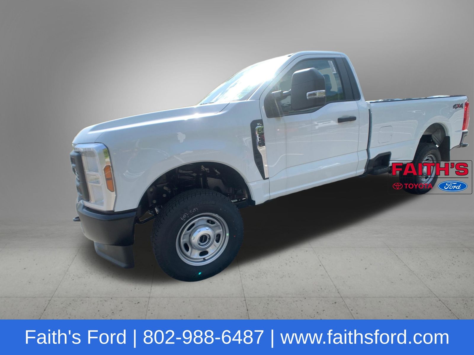 Oxford White 2026 Ford F-250 Super Duty Pickup Truck Four-Wheel Drive Automatic