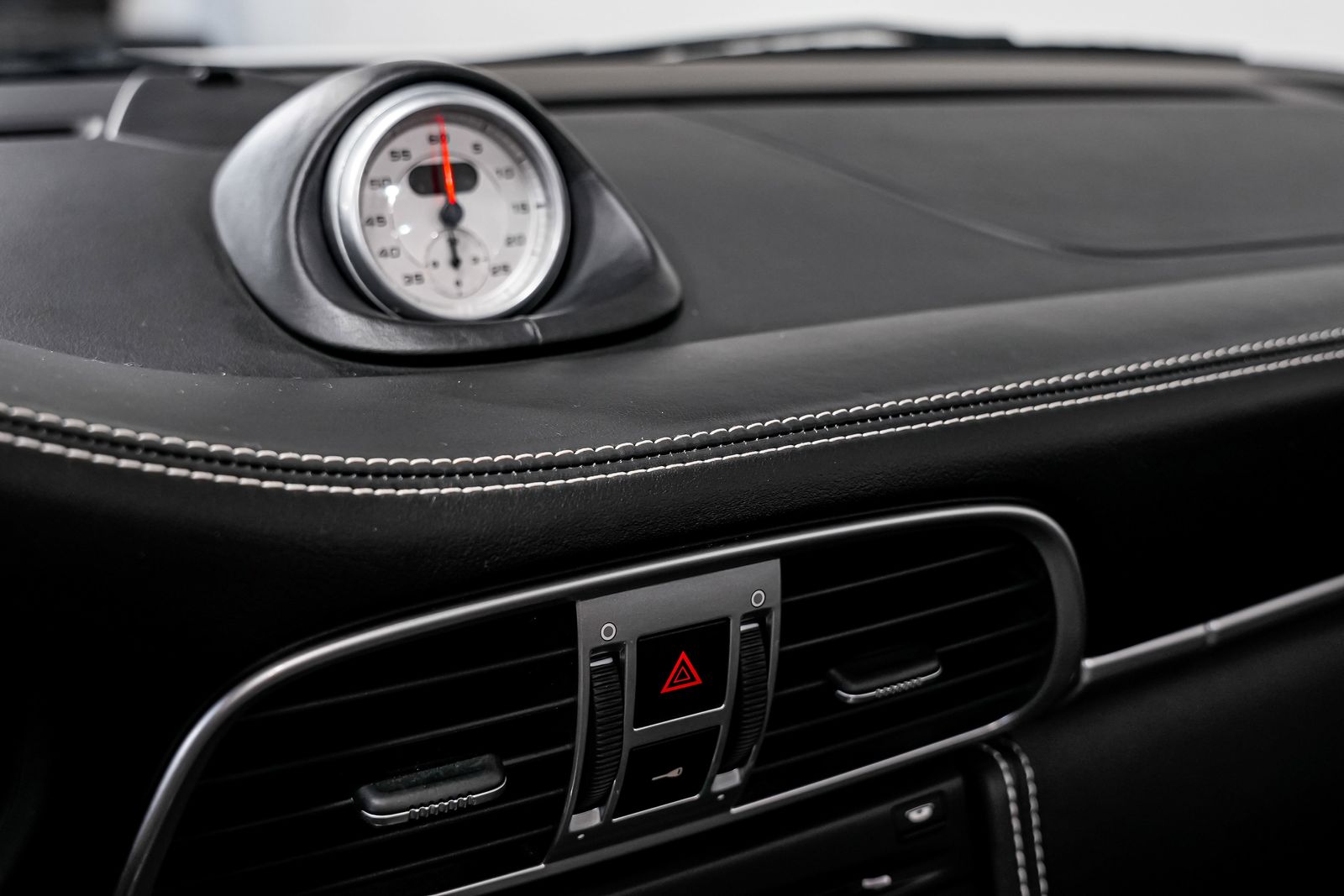 2011 Porsche 911 Turbo S — photo 12