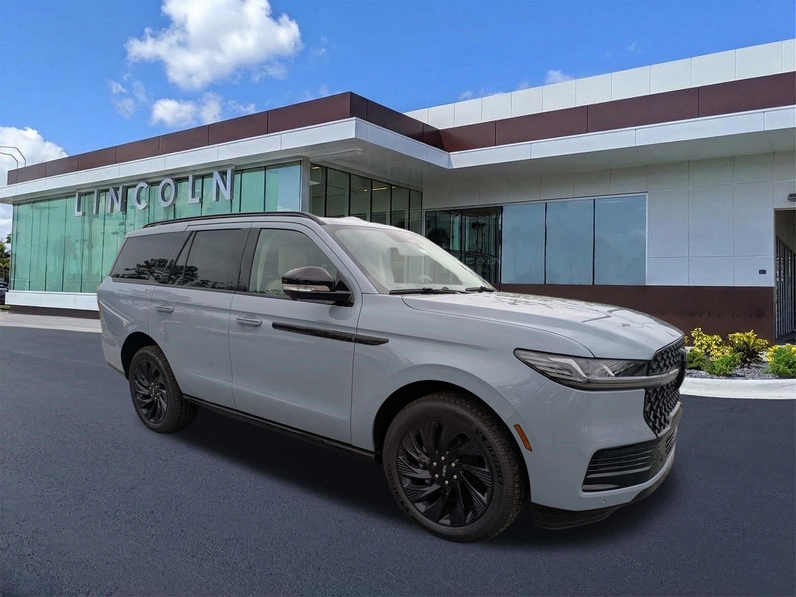 Mist 2026 Lincoln Navigator SUV / Crossover Four-Wheel Drive Automatic
