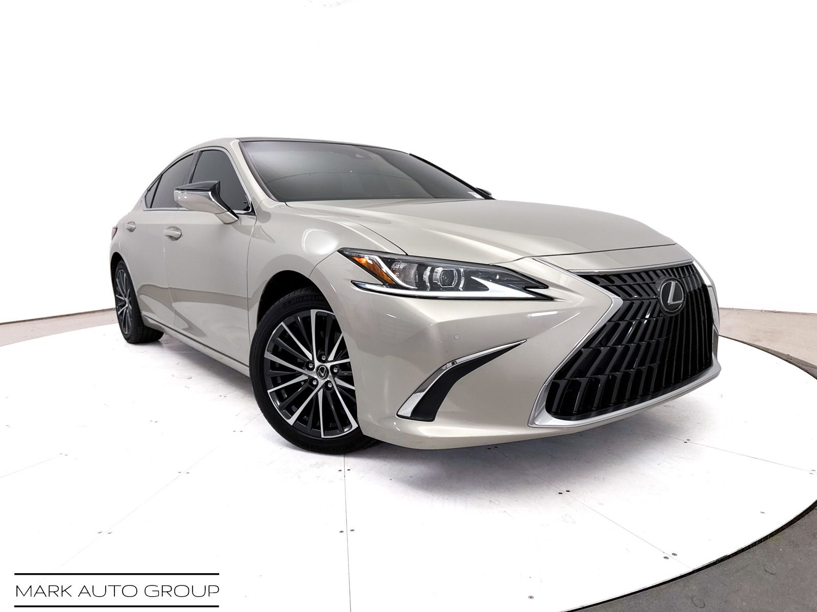 2022 Lexus ES 350
