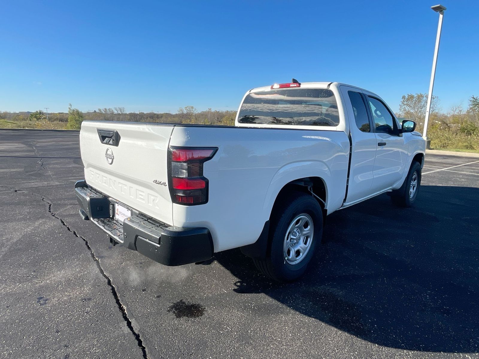 2024 Nissan Frontier S 34