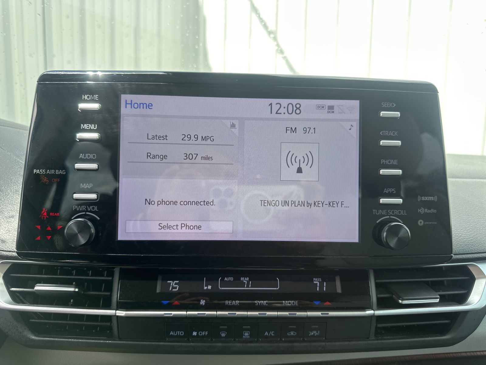 Used Car 2023 Toyota Sienna  Le For Sale Under $40,000 In Austin, Texas