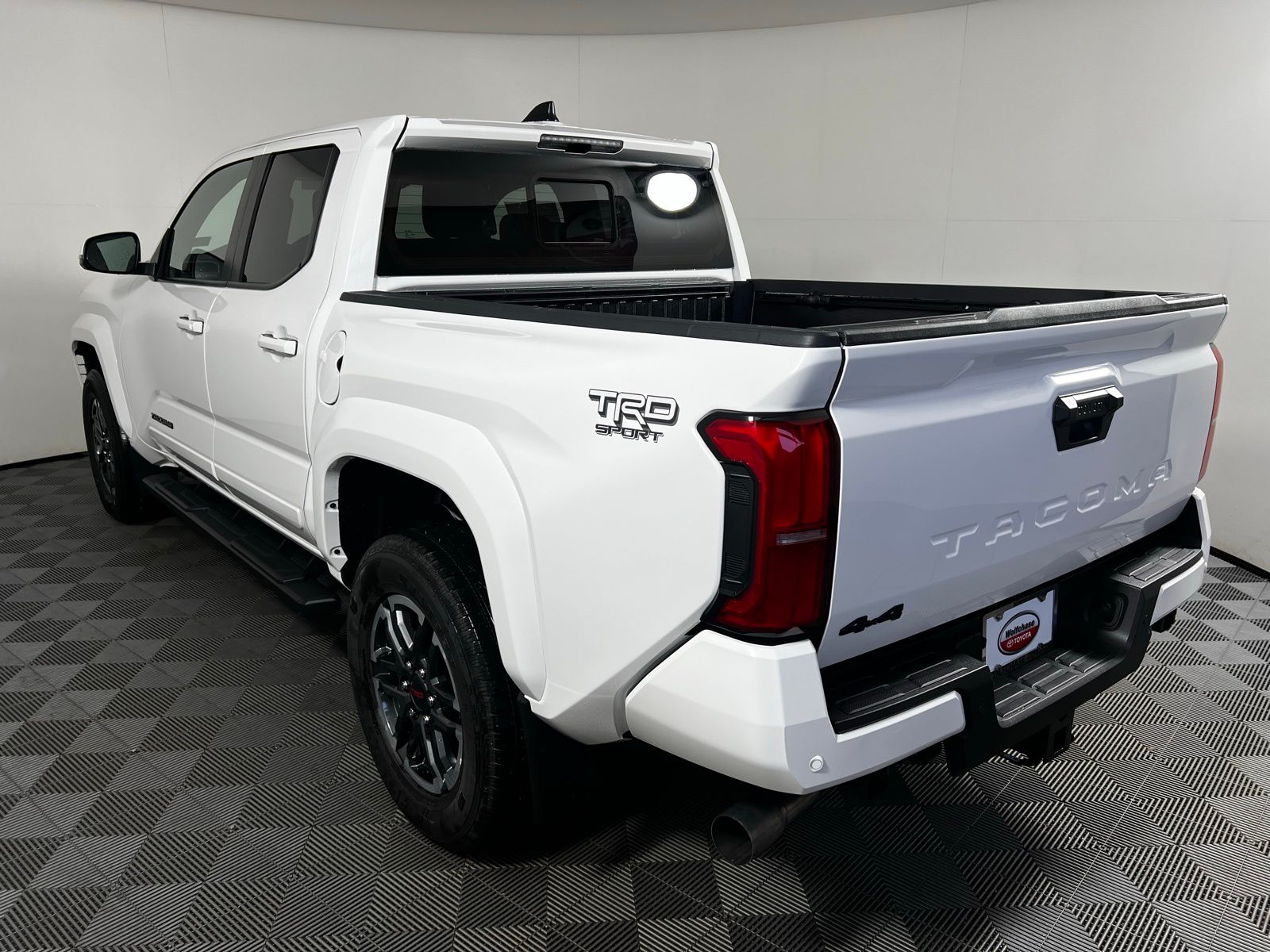 2025 Toyota Tacoma TRD Sport 14
