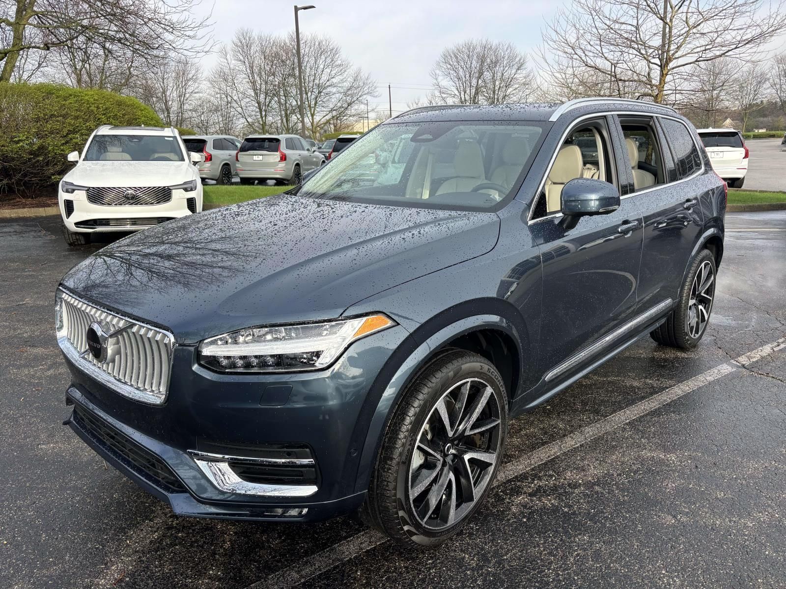 Denim Blue Metallic 2023 Volvo XC90 B6 Plus Bright Theme 7-Passenger AWD SUV / Crossover All-Wheel Drive Automatic