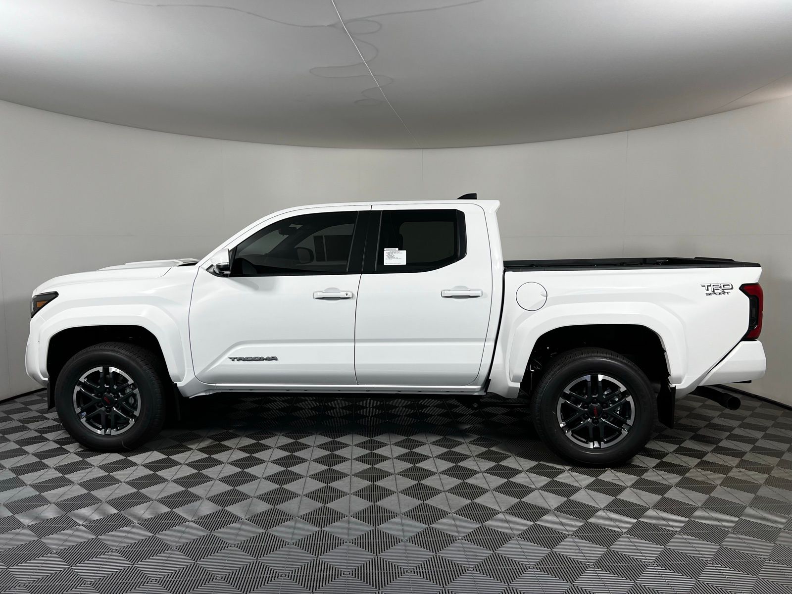 Thumbnail: 2025 Toyota Tacoma - 8