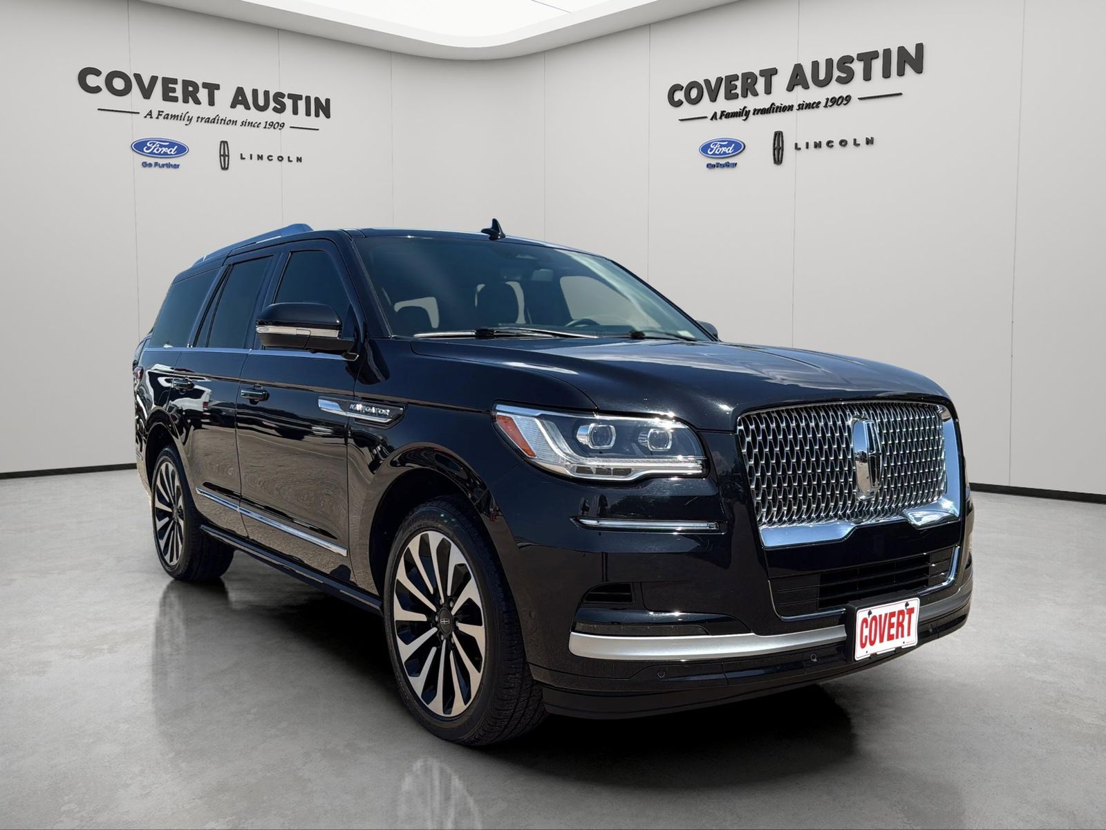 Used Car 2024 Lincoln Navigator  Reserve For Sale Under $70,000 In Austin, Texas