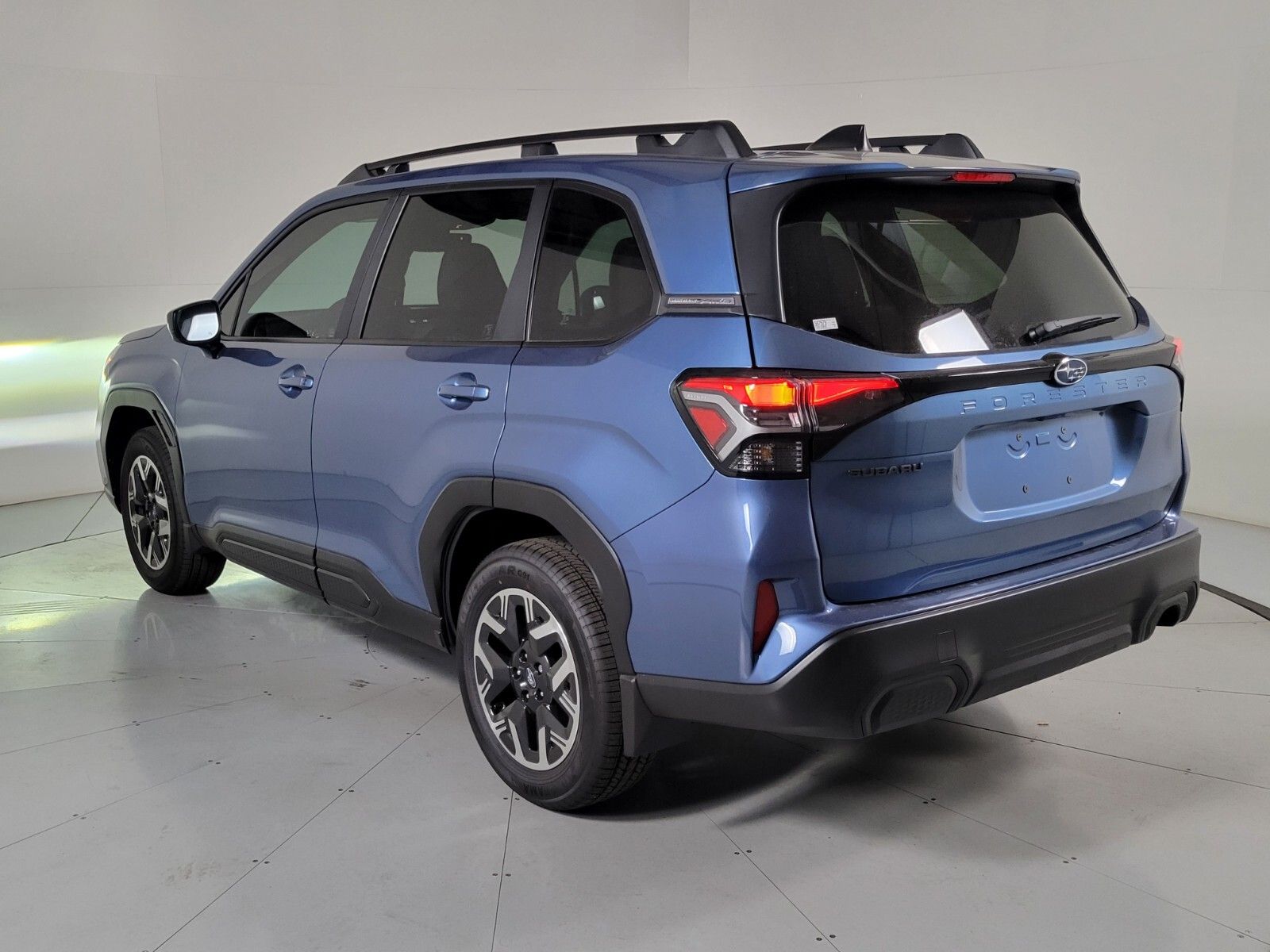 2025 Subaru Forester Premium 6