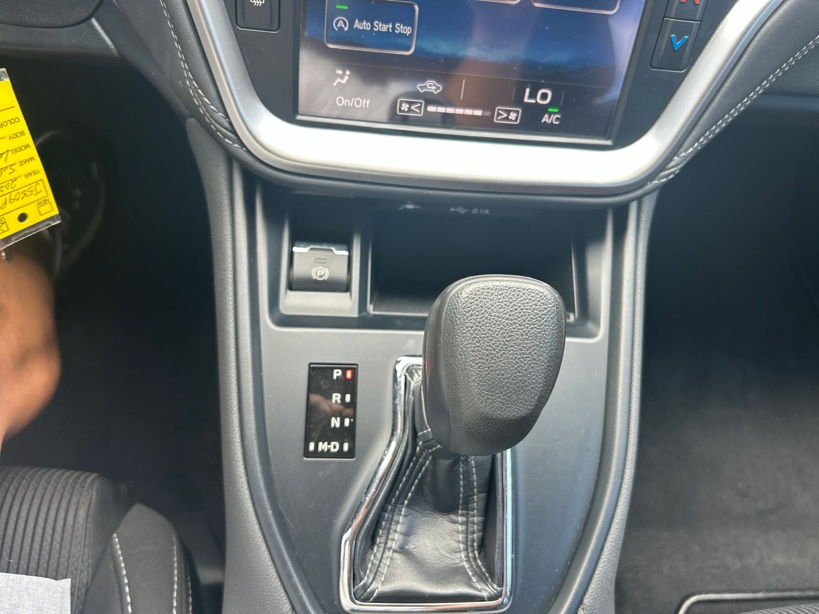 Used 2022 Crystal Black Silica Subaru Base image 19