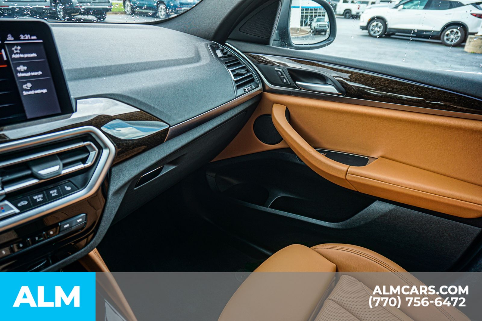 Used 2025 Black BMW xDrive30i image 47