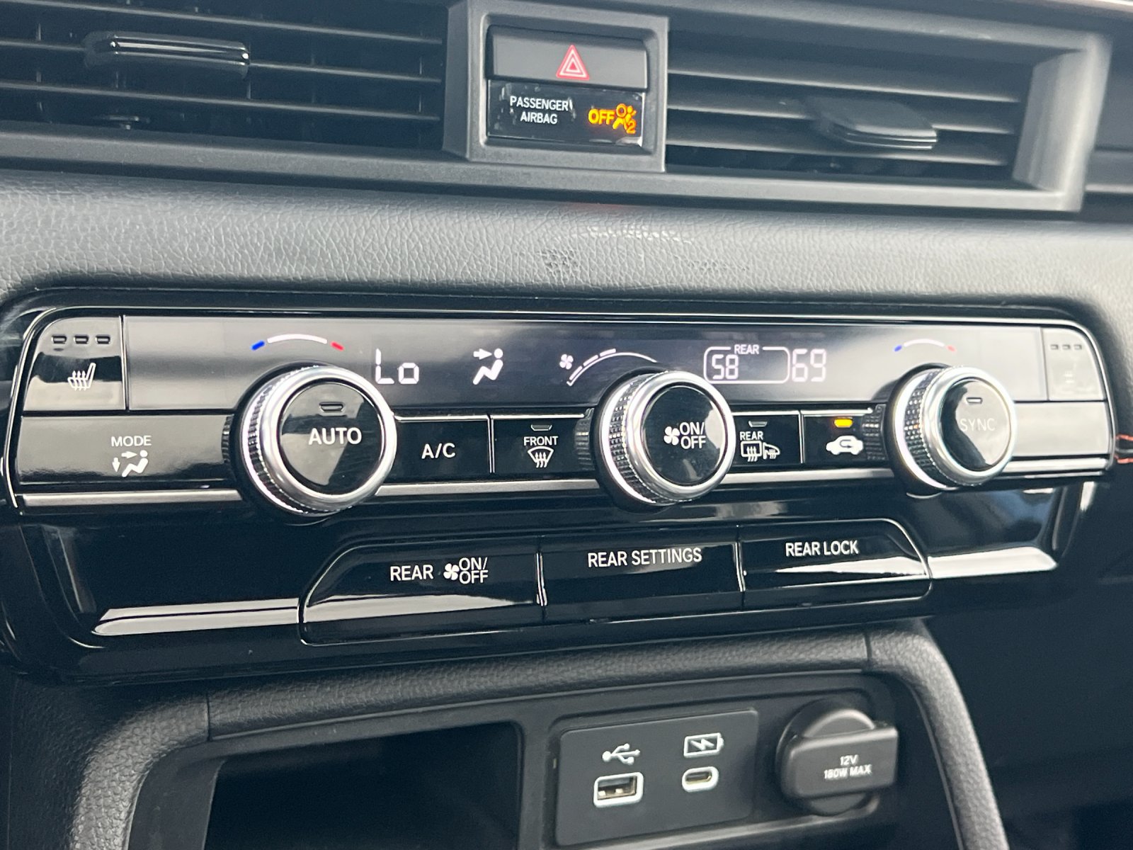 2025 Honda Pilot TrailSport — full photo 21 of 29