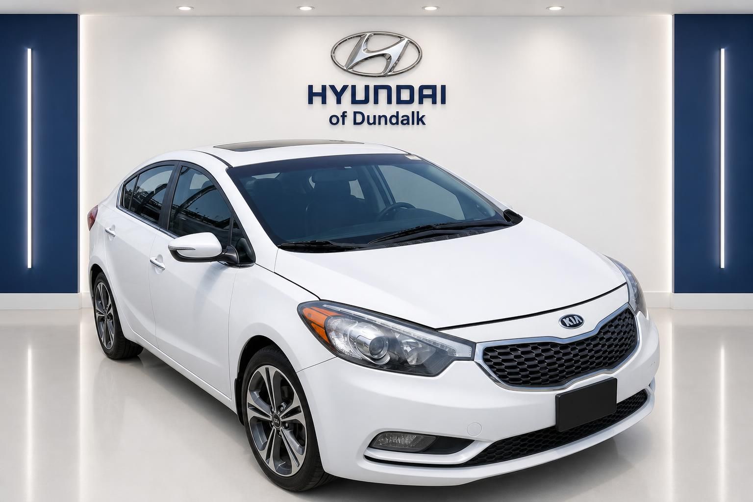 Snow White Pearl 2016 Kia Forte Sedan Front-Wheel Drive 6-Speed Automatic