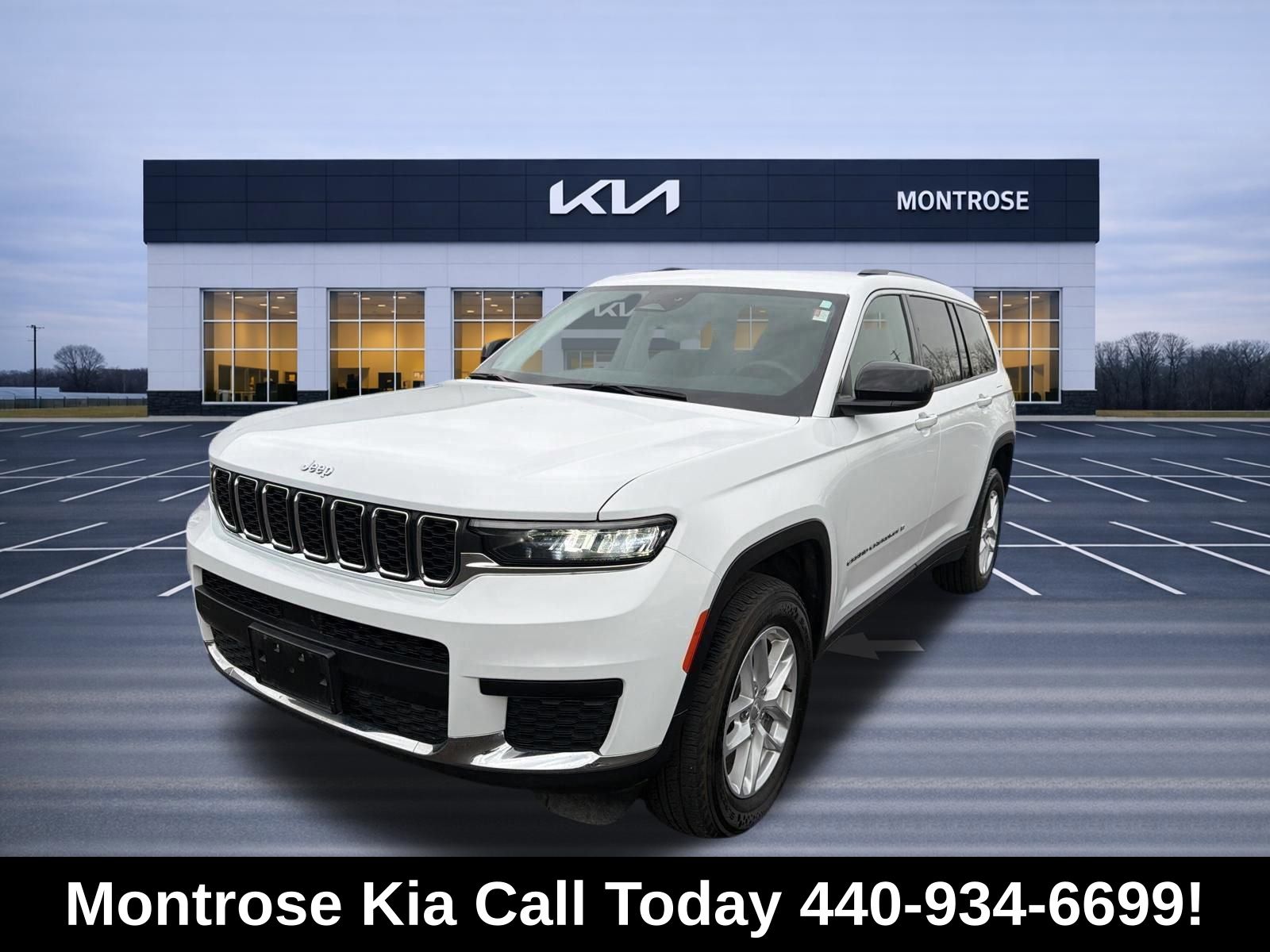 2024 Jeep Grand Cherokee L Laredo RWD