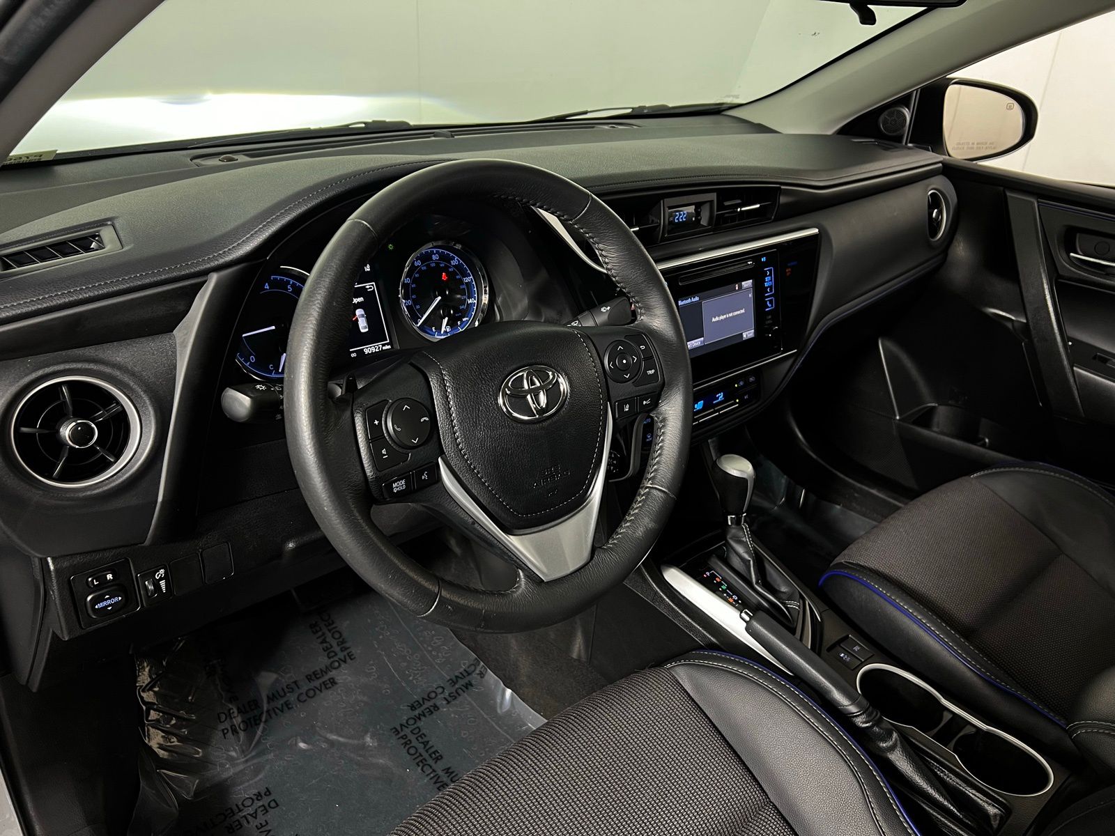 2018 Toyota Corolla SE 12