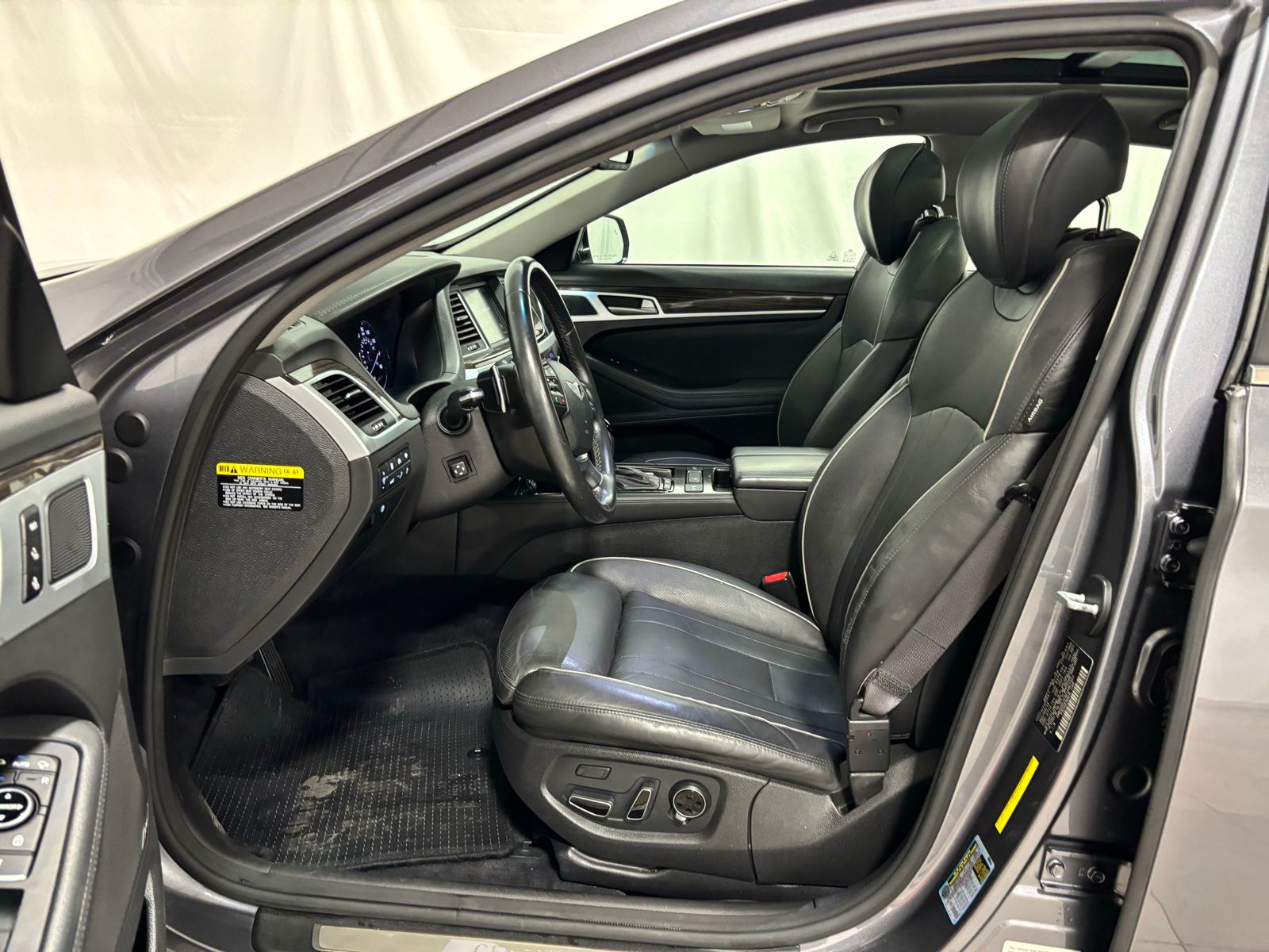 Used Car 2015 Hyundai Genesis  3.8 For Sale Under $15,000 In Austin, Texas