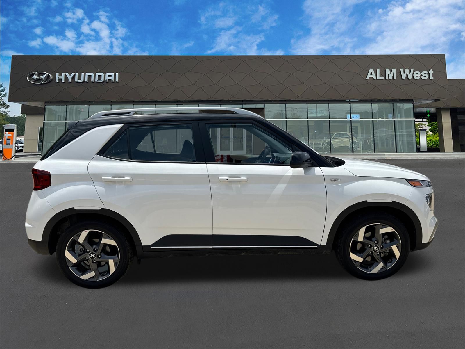 Certified Used 2026 White Hyundai SEL image 4