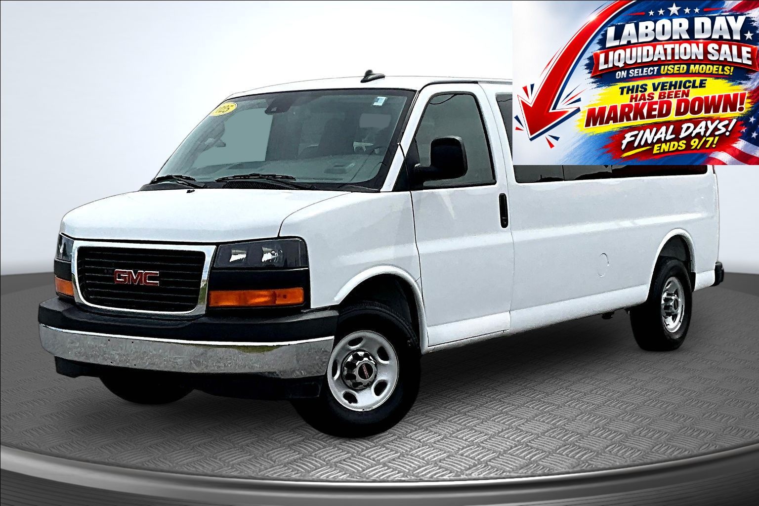 Summit White 2025 GMC Savana Van Rear-Wheel Drive 8-Speed Automatic Overdrive