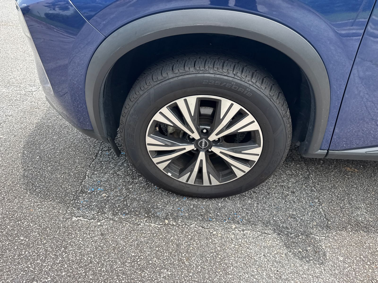 Used 2023 Blue Nissan SV image 11