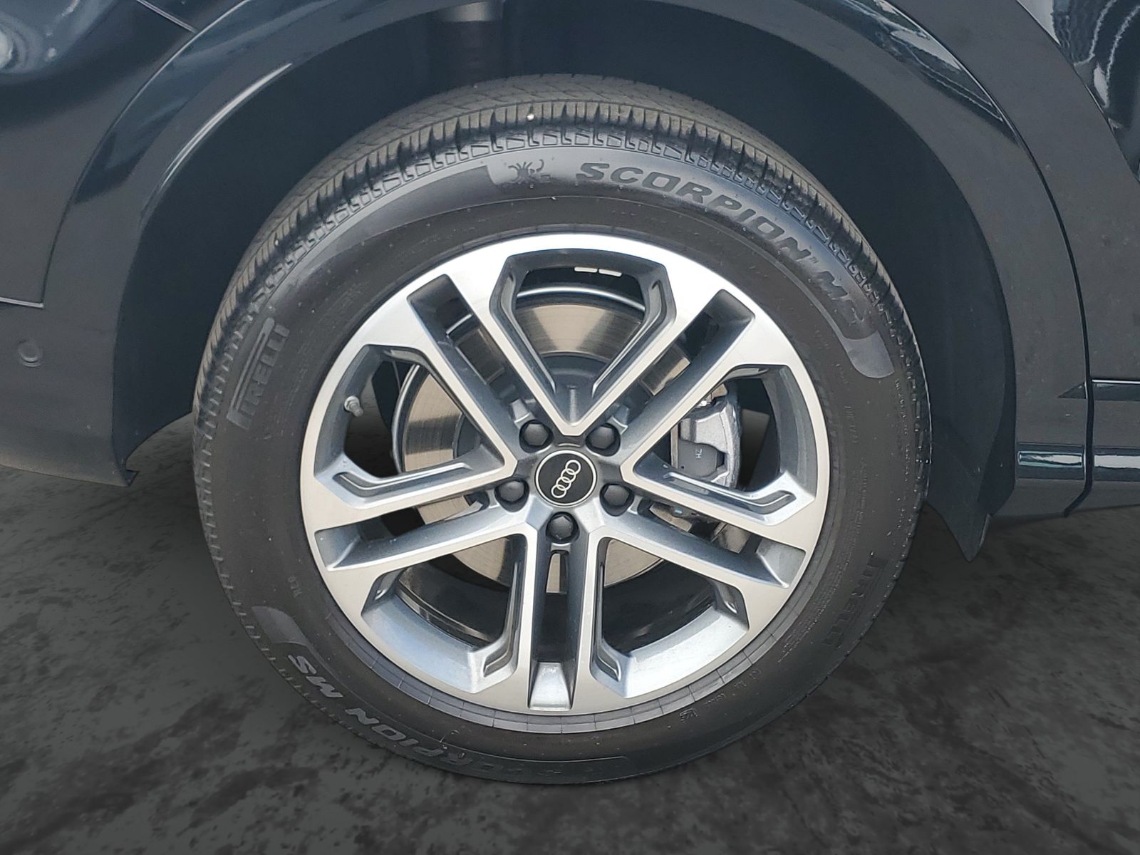Vehicle photo