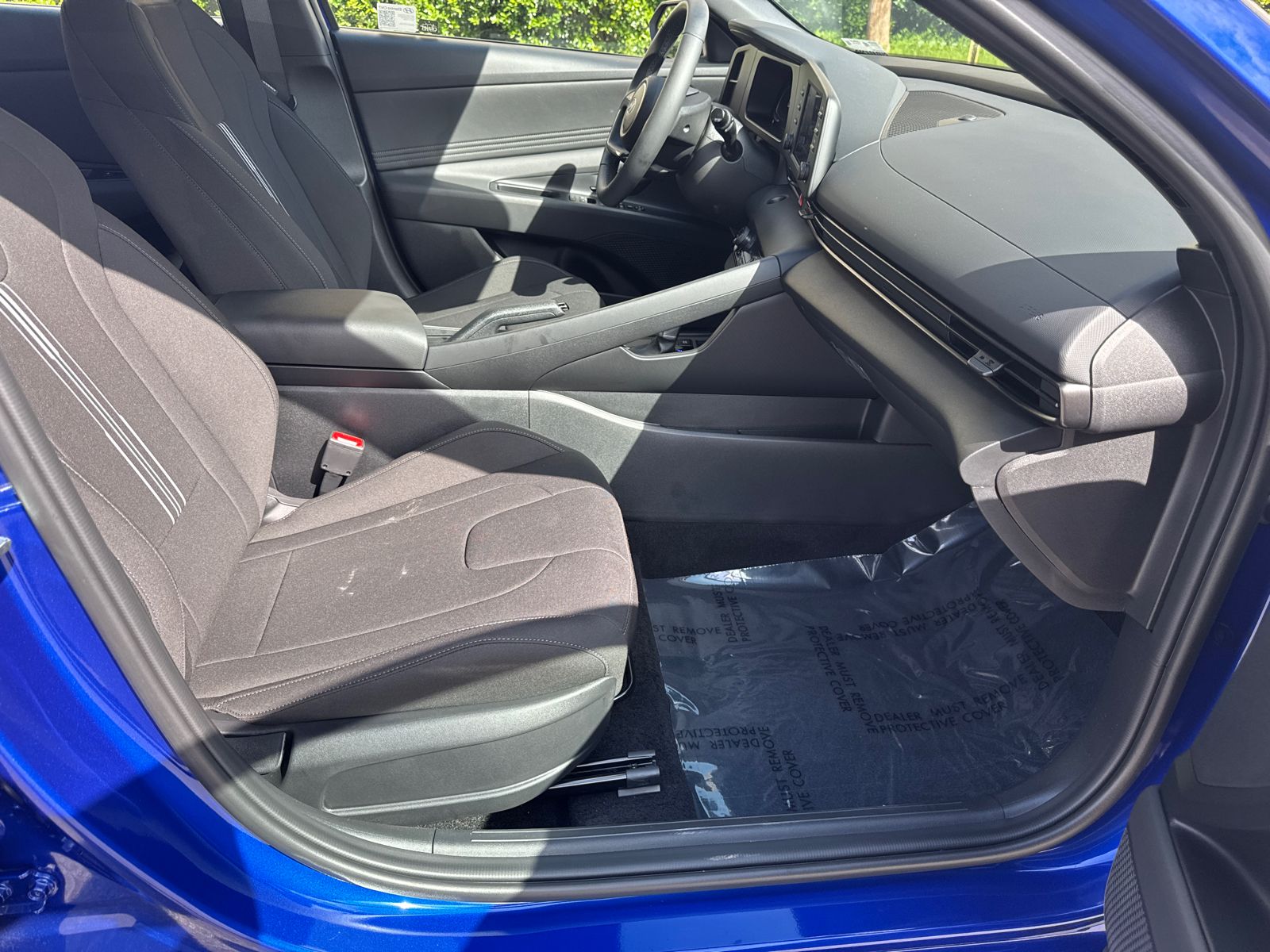 Certified Used 2025 Blue Hyundai SEL Sport image 13