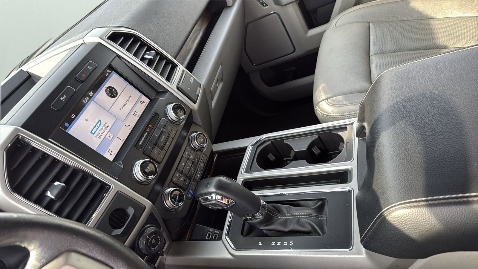 Used Car 2019 Ford F-150  Lariat For Sale Under $20,000 In Austin, Texas