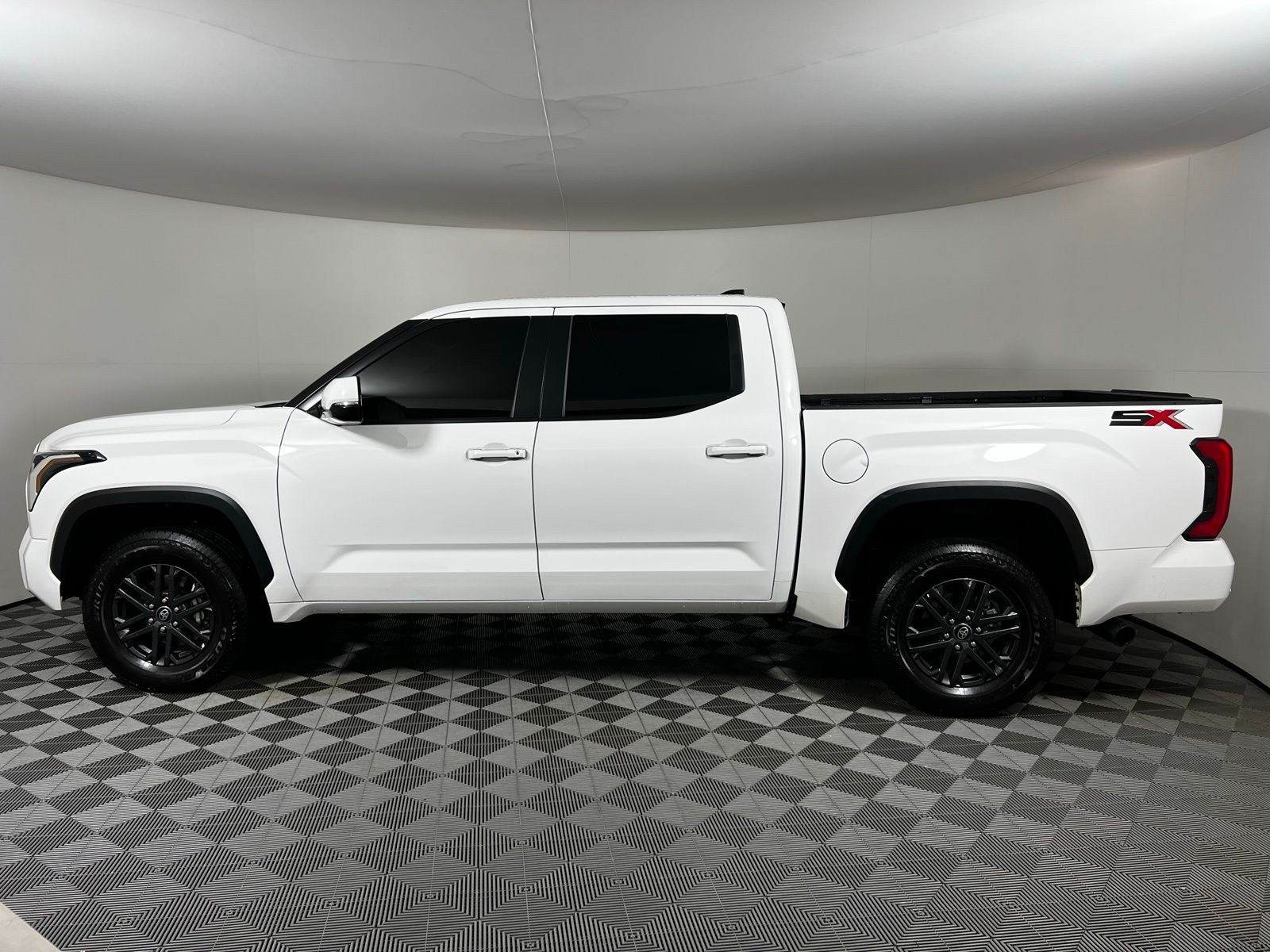 Thumbnail: 2025 Toyota Tundra - 8
