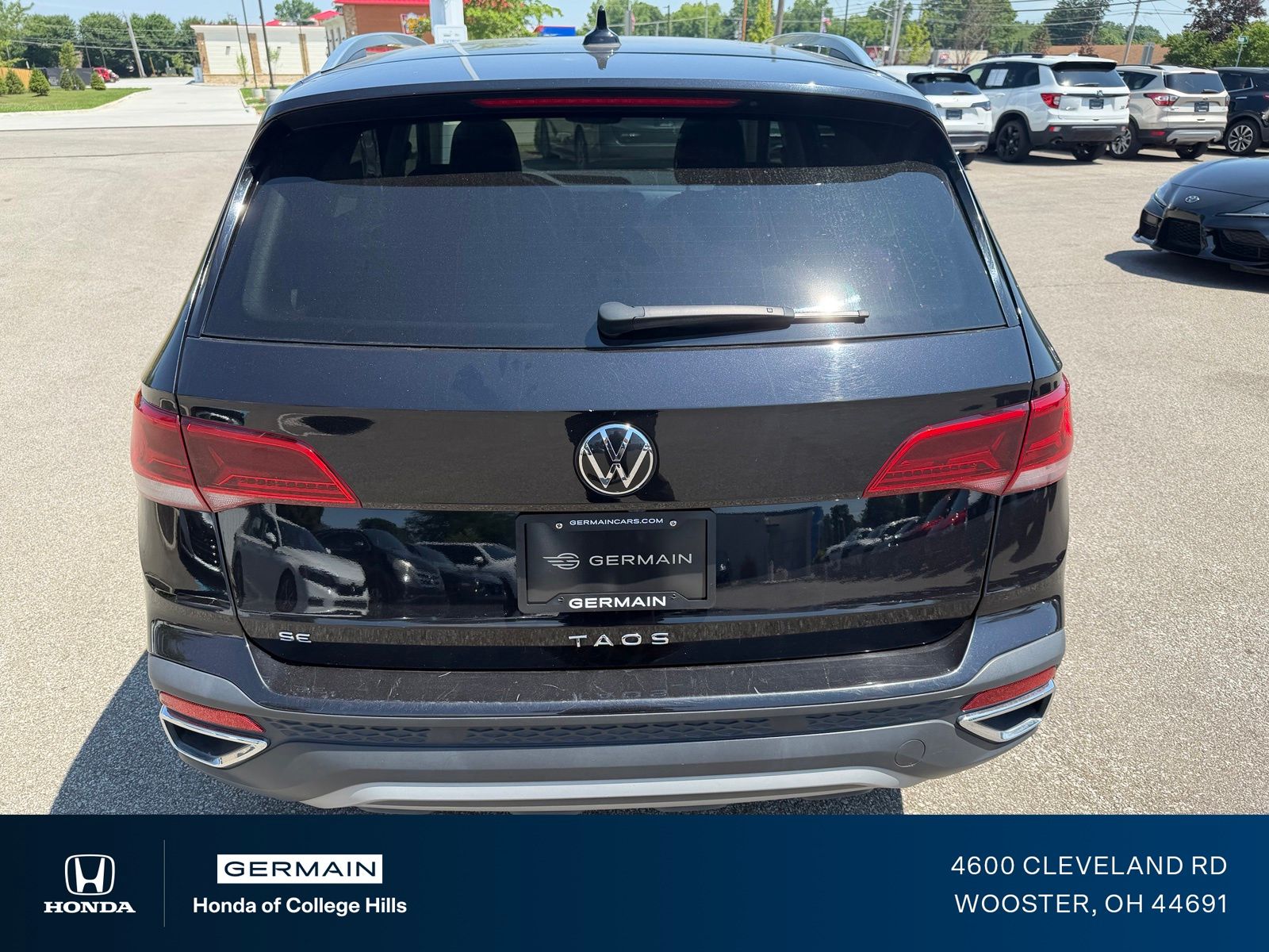 Used 2024 Black Volkswagen 1.5T SE image 7