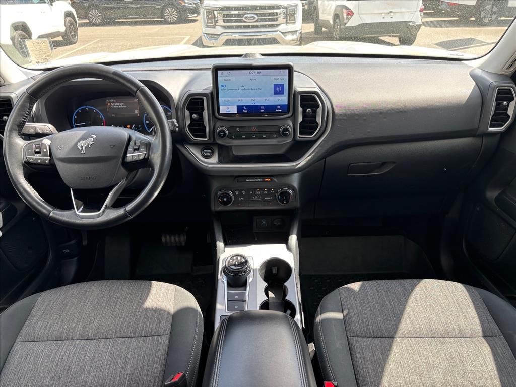 View vehicle photo 4