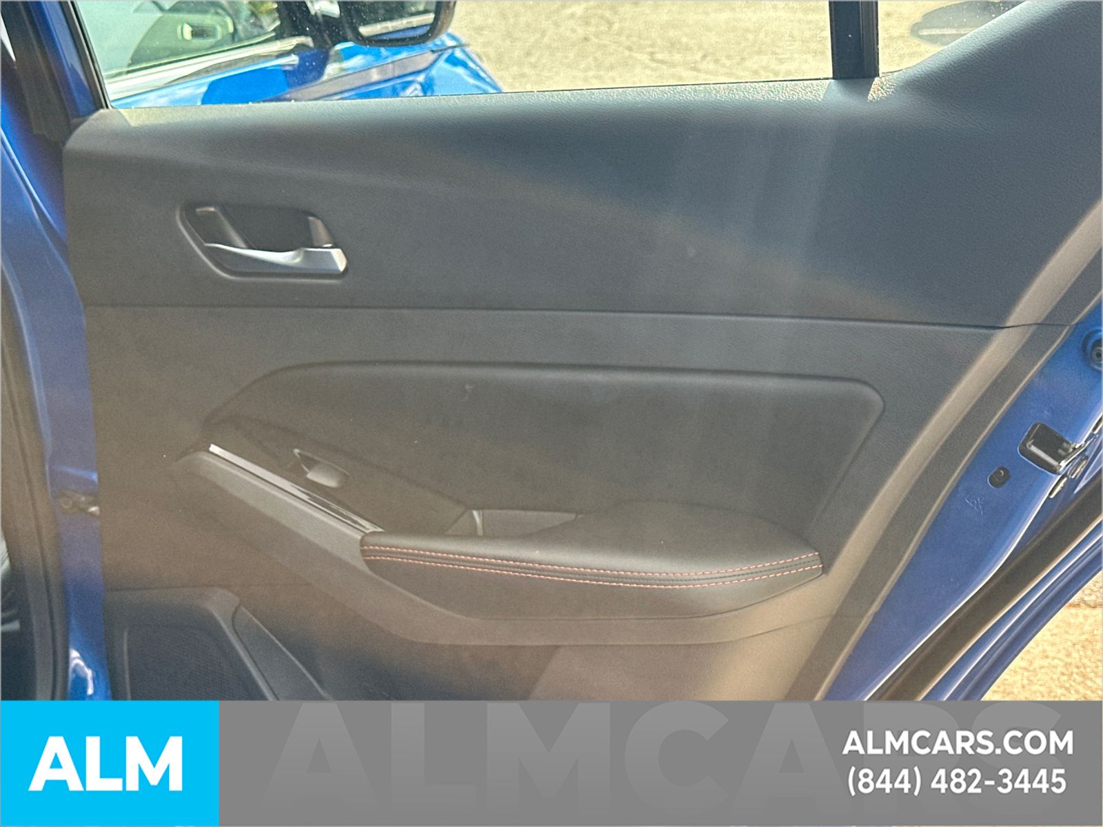Used 2025 Blue Nissan 2.5 SR image 18