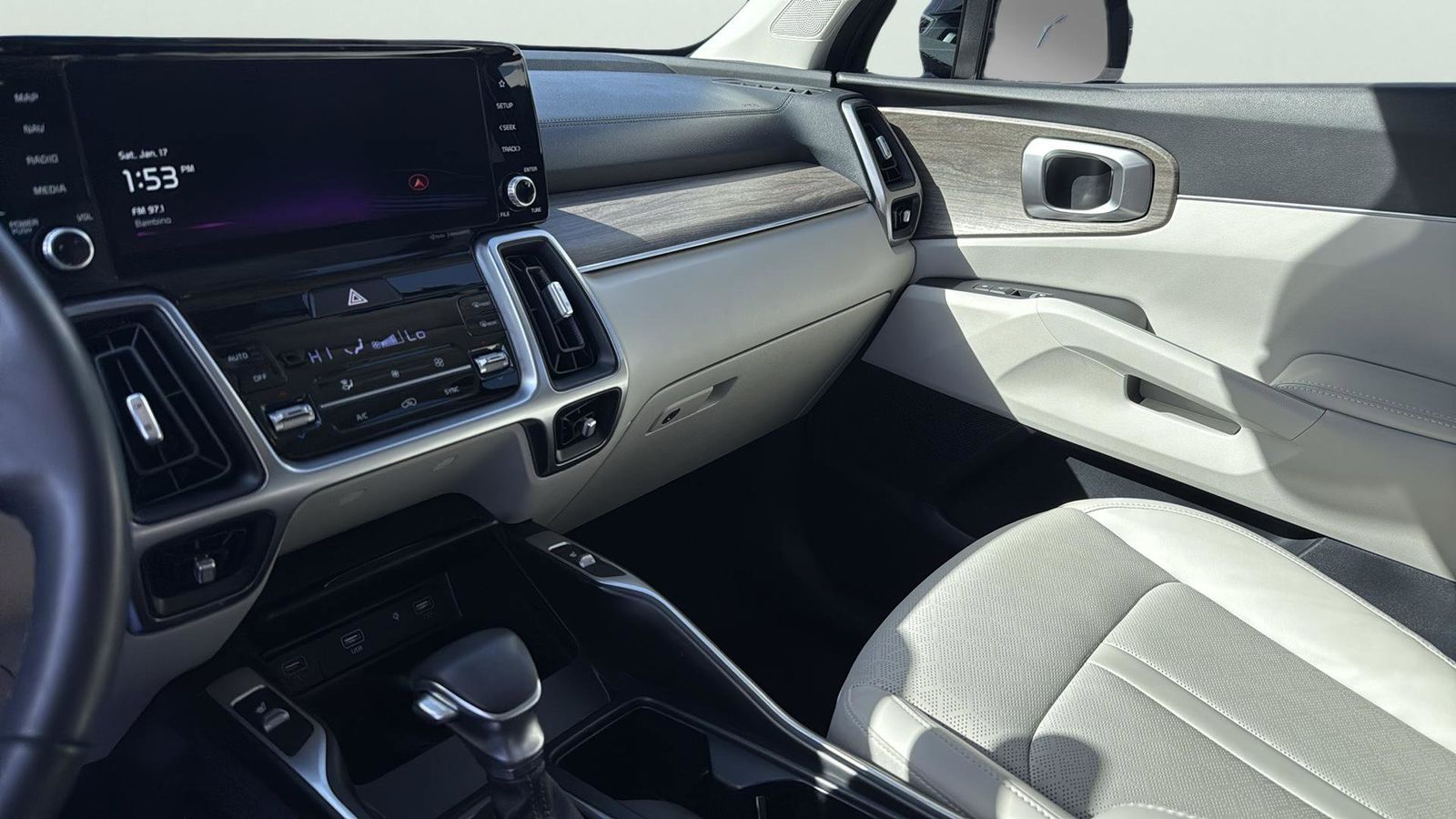 Used Car 2023 Kia Sorento  Ex For Sale Under $30,000 In Austin, Texas