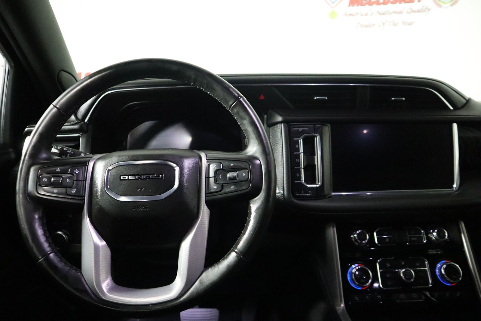 2023 GMC Yukon XL Denali photo