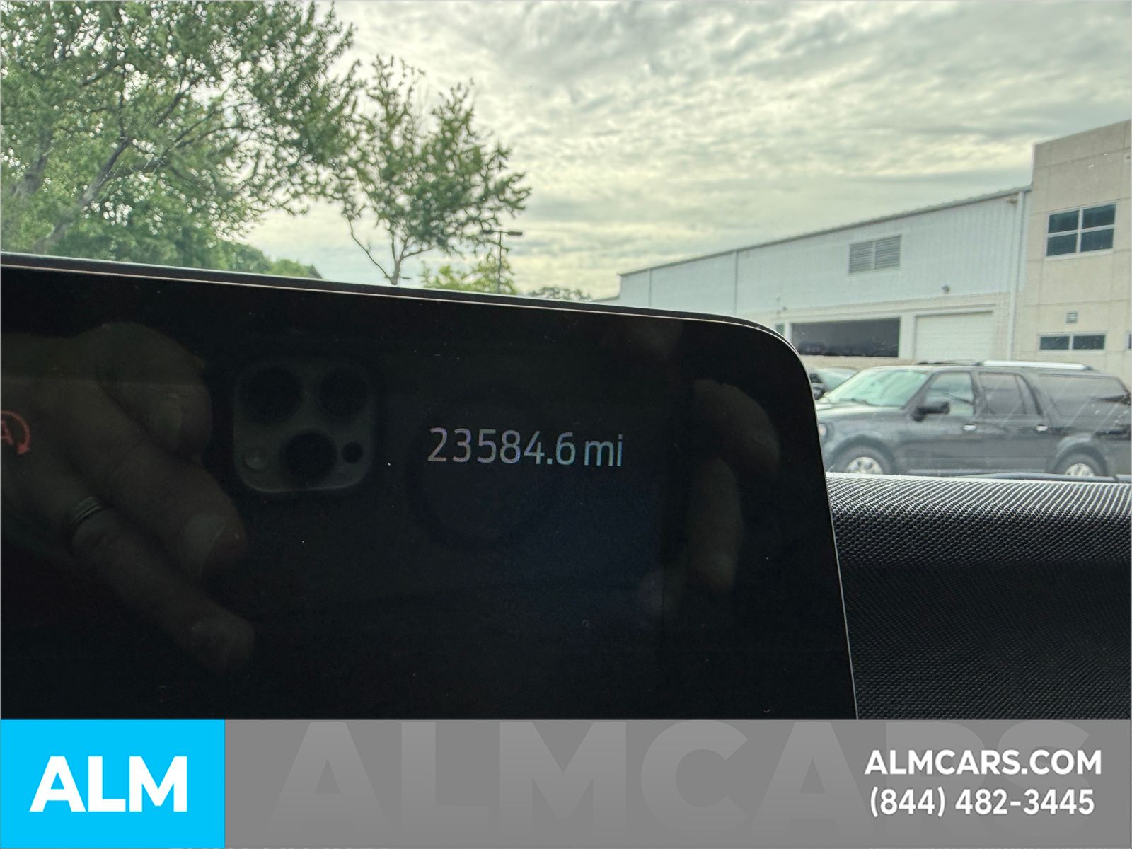 Used 2025 White Ford Platinum image 27