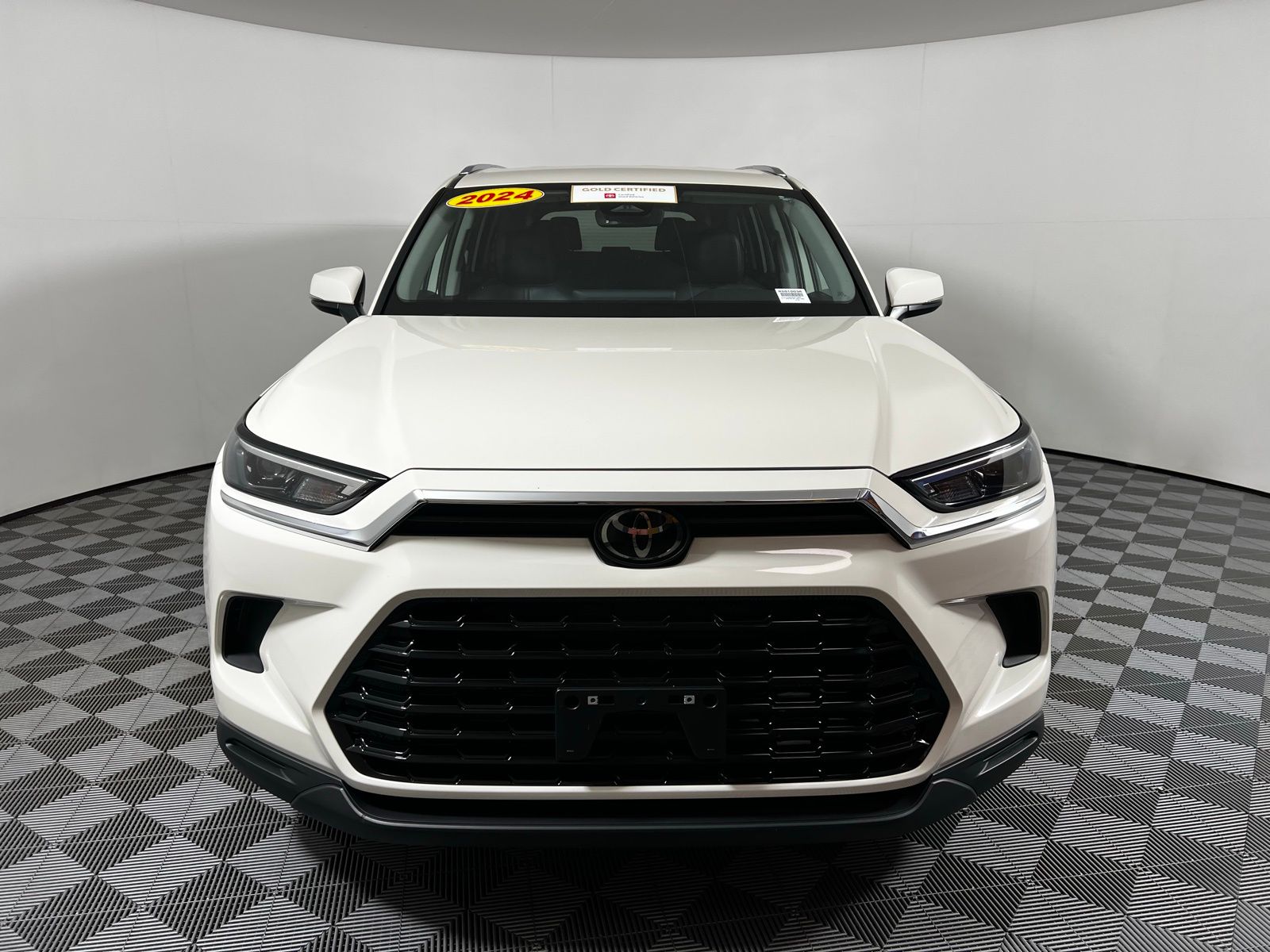 Thumbnail: 2024 Toyota Grand Highlander - 2